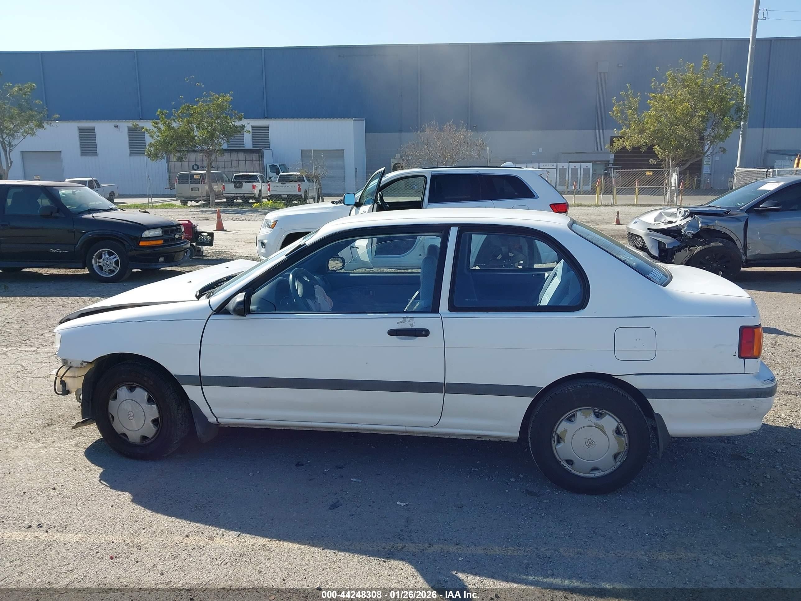 1994 Toyota Tercel Dx White vin: JT2EL43S8R0466606