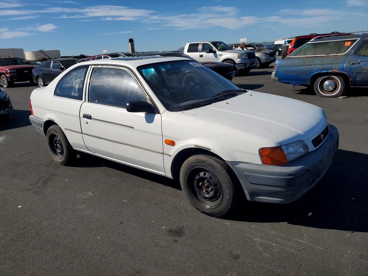 1995 Toyota Tercel Base White vin: JT2EL55D6S0065811
