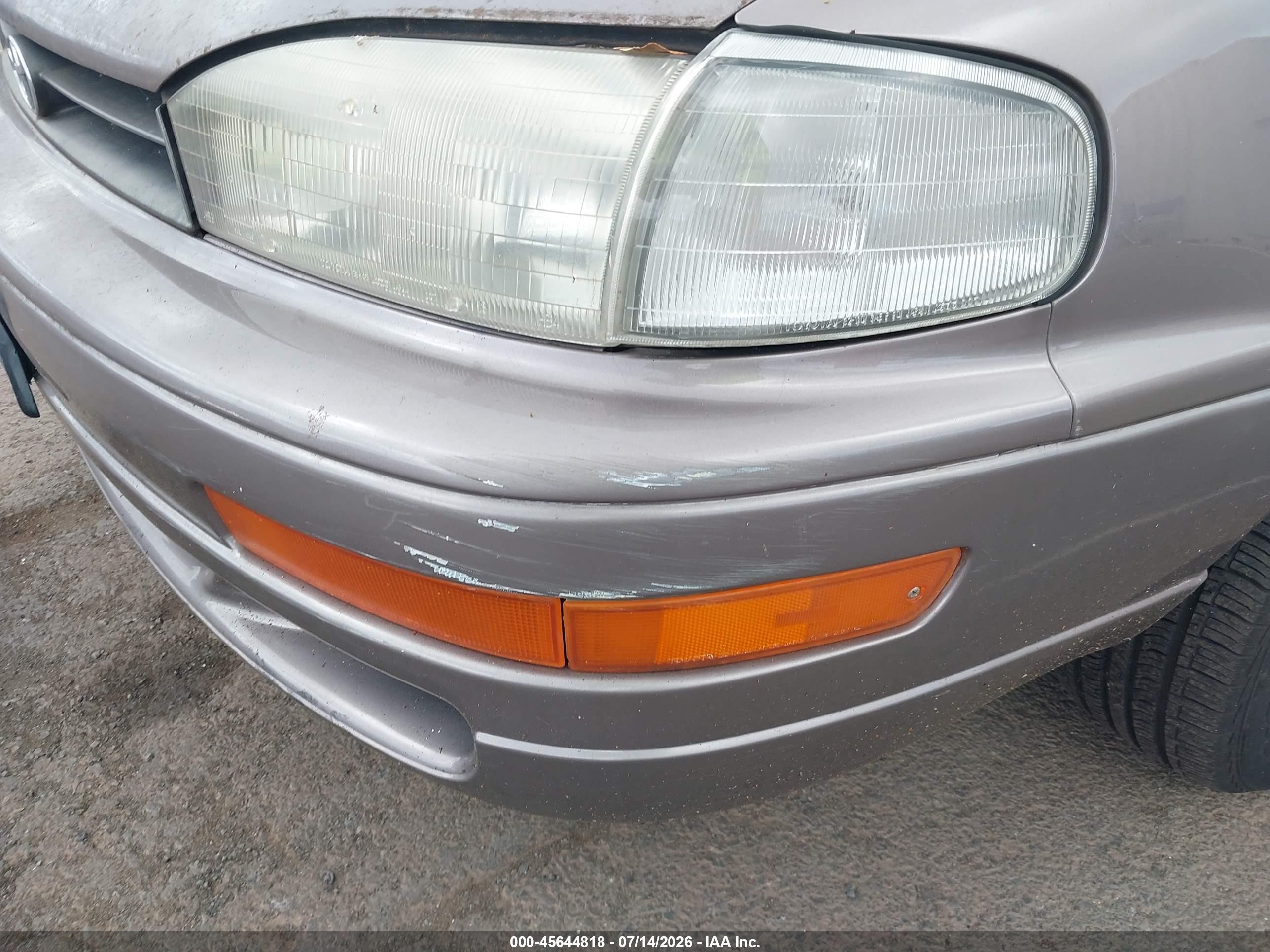 1994 Toyota Camry Le Gray vin: JT2GK12E6R0027412