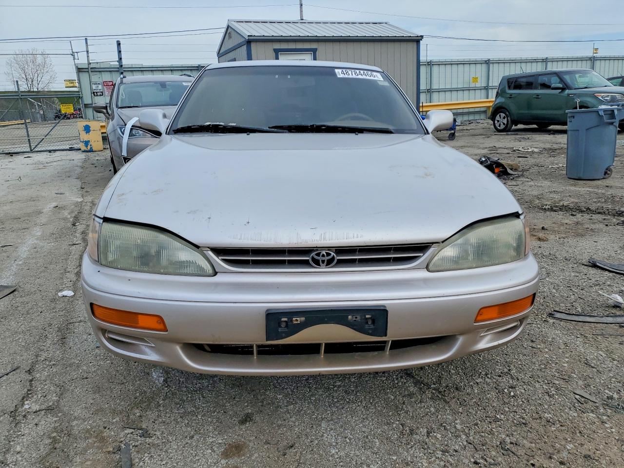 1995 Toyota Camry Le V6 Tan vin: JT2GK12EXS0125574