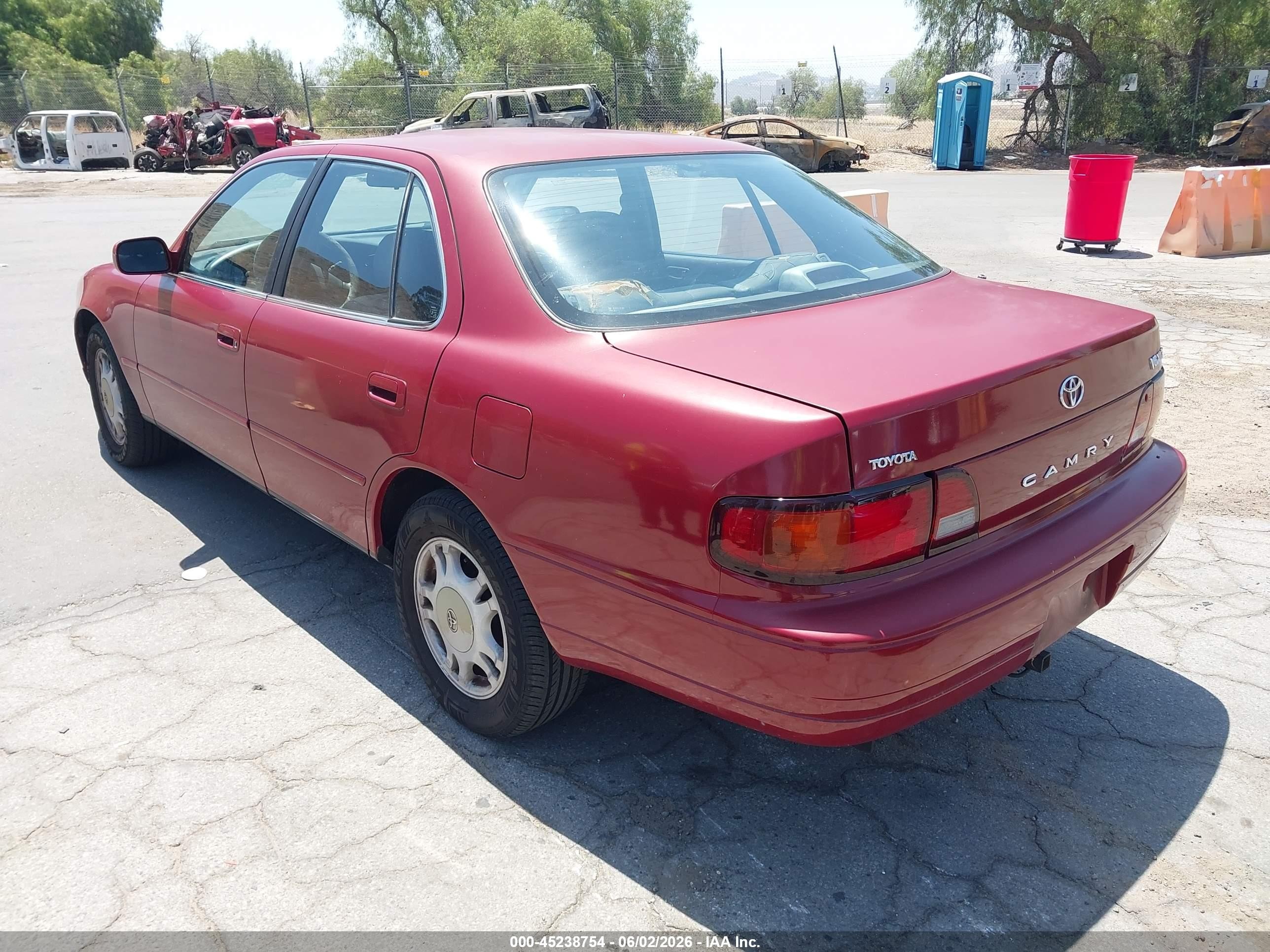 1995 Toyota Camry Xle Red vin: JT2GK13E4S0099875