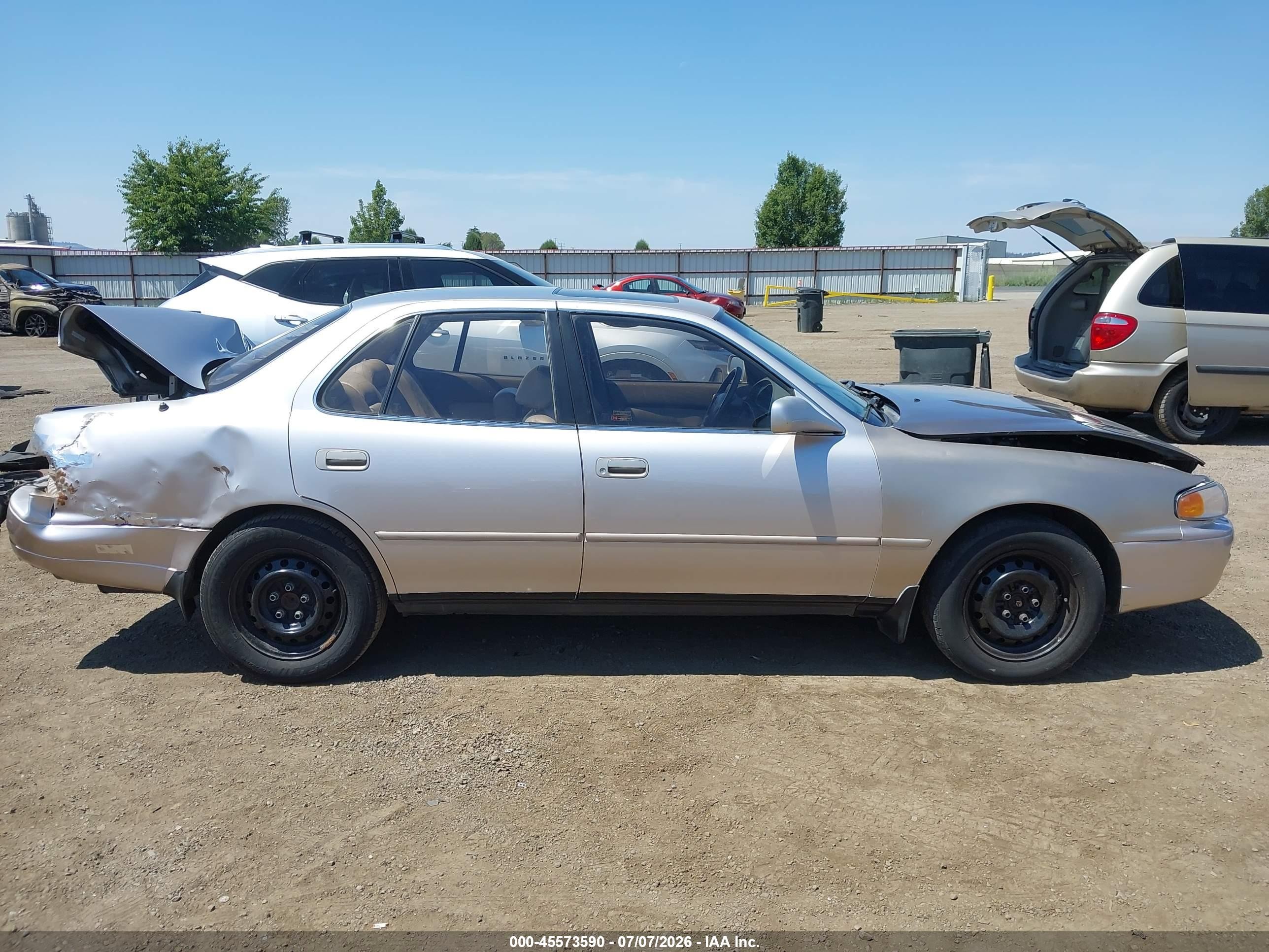 1995 Toyota Camry Xle Pewter vin: JT2GK13E9S0075880