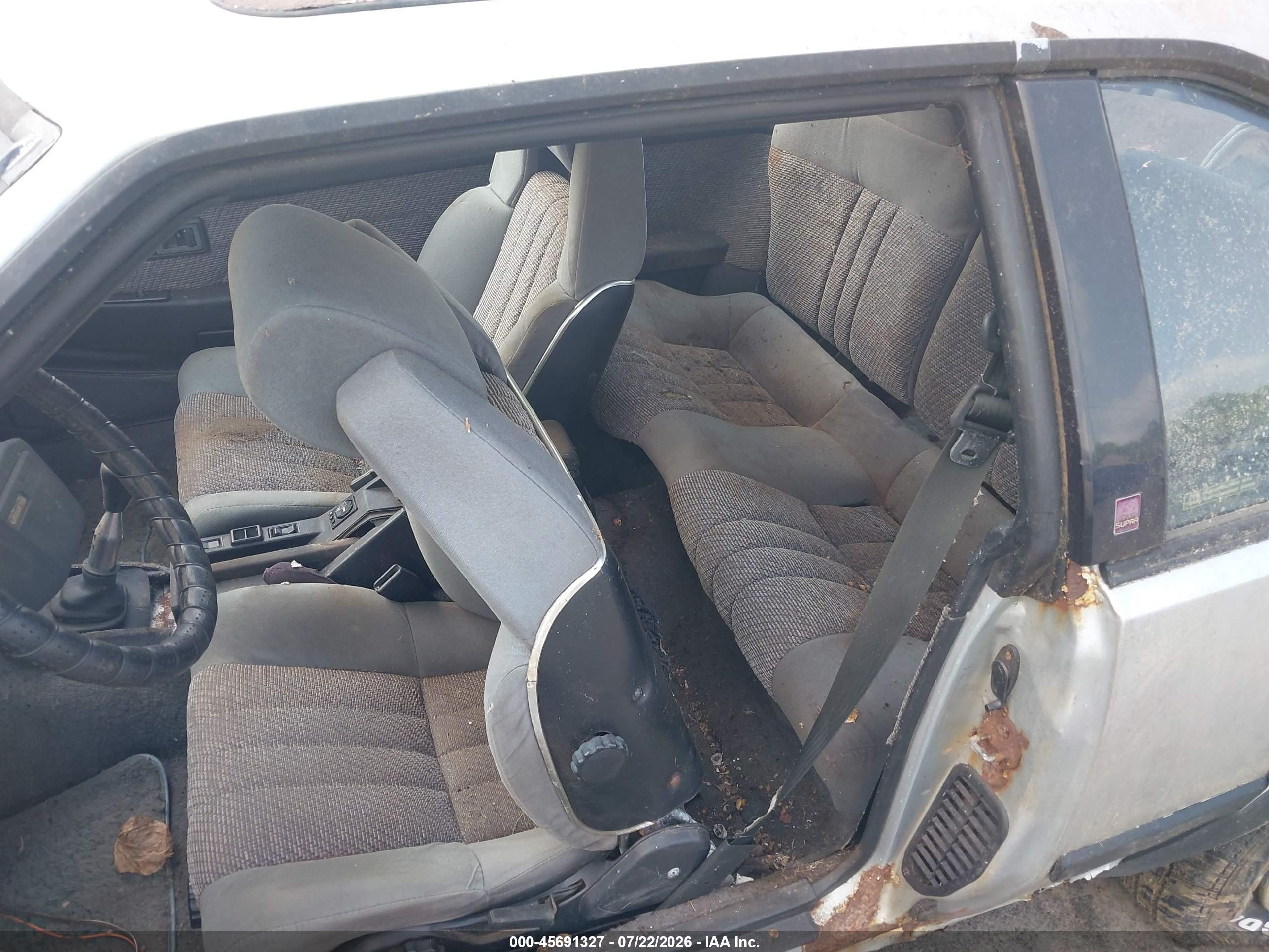 1985 Toyota Supra   Silver vin: JT2MA67L3F0143138