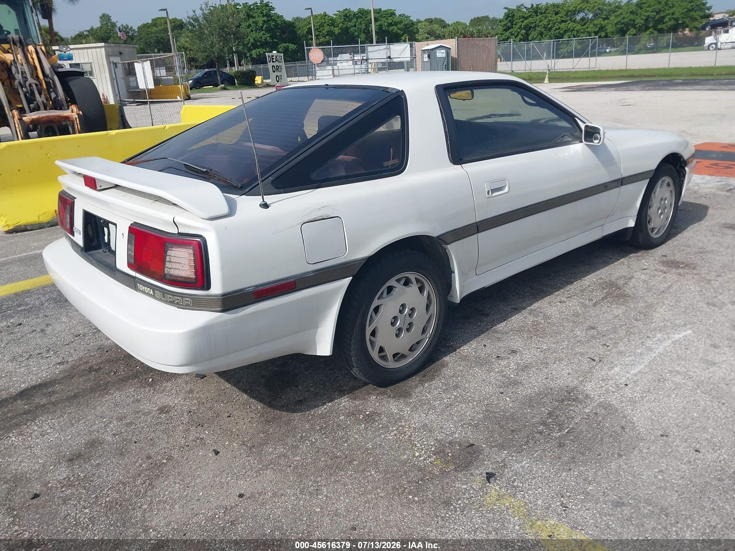 1987 Toyota Supra   Белый vin: JT2MA71L2H0048751