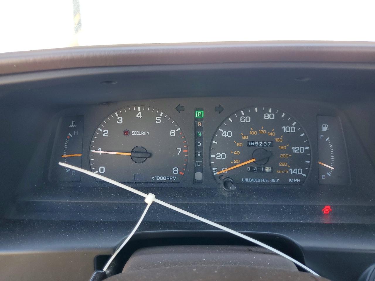 1992 Toyota Cressida Luxury Gold vin: JT2MX83E3N0088707