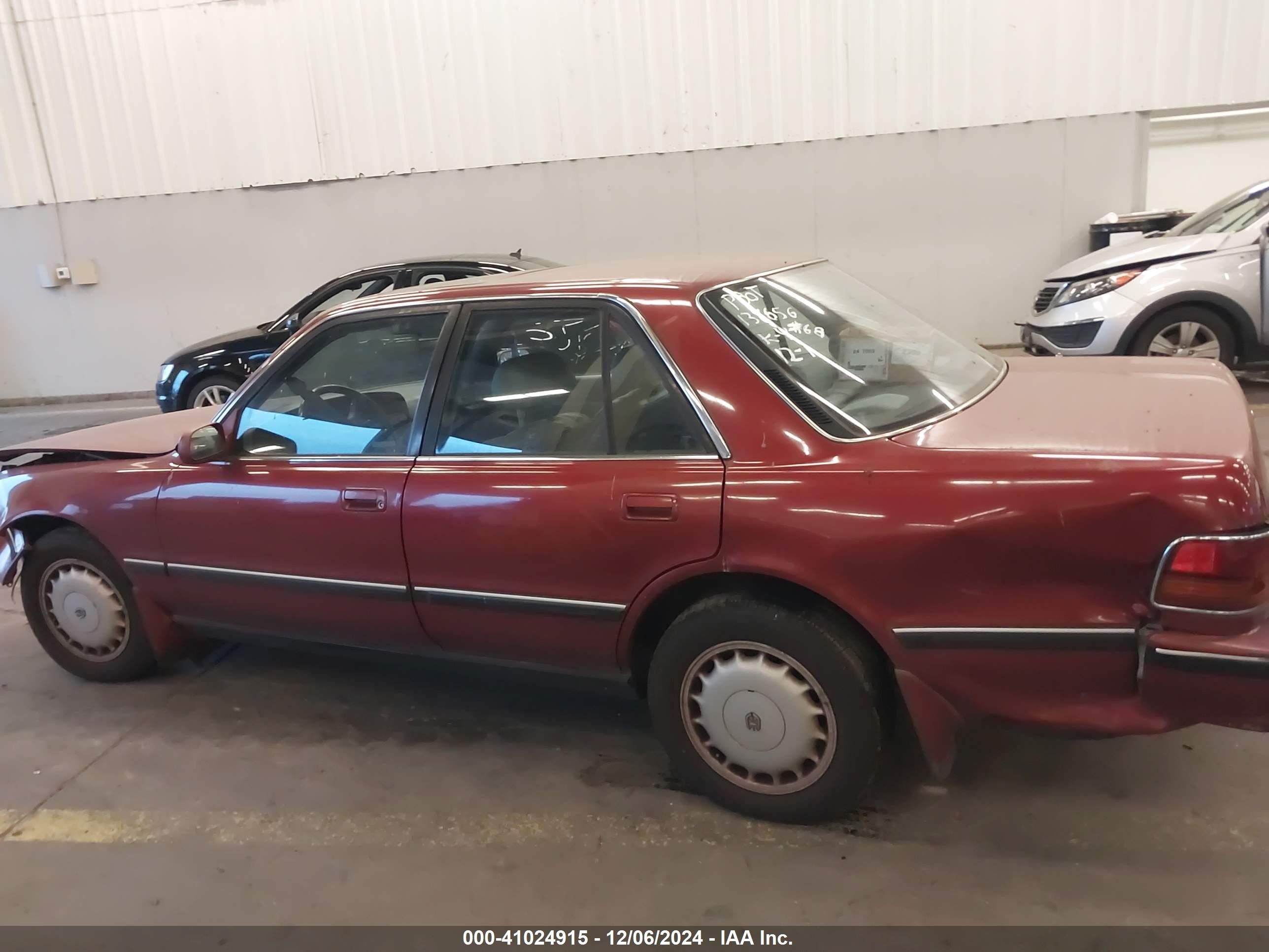 1990 Toyota Cressida Luxury Красный vin: JT2MX83E8L0063816