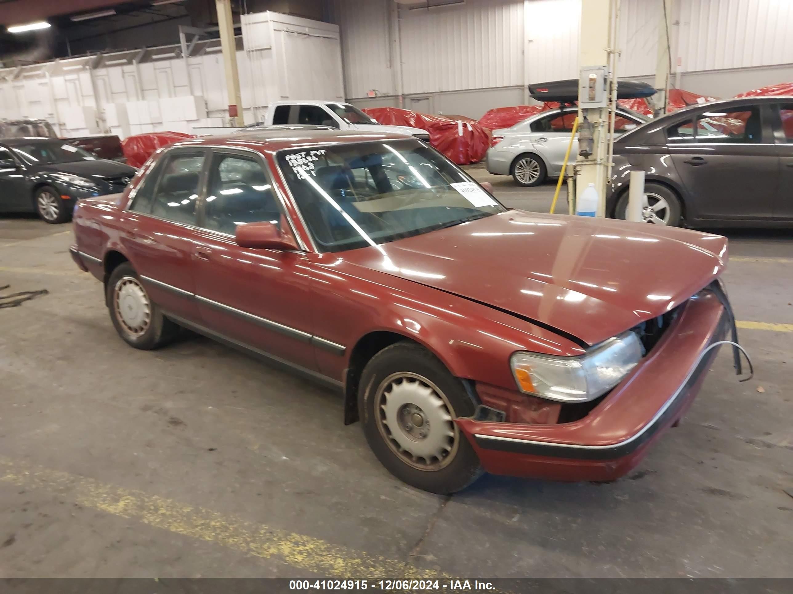 1990 Toyota Cressida Luxury Красный vin: JT2MX83E8L0063816
