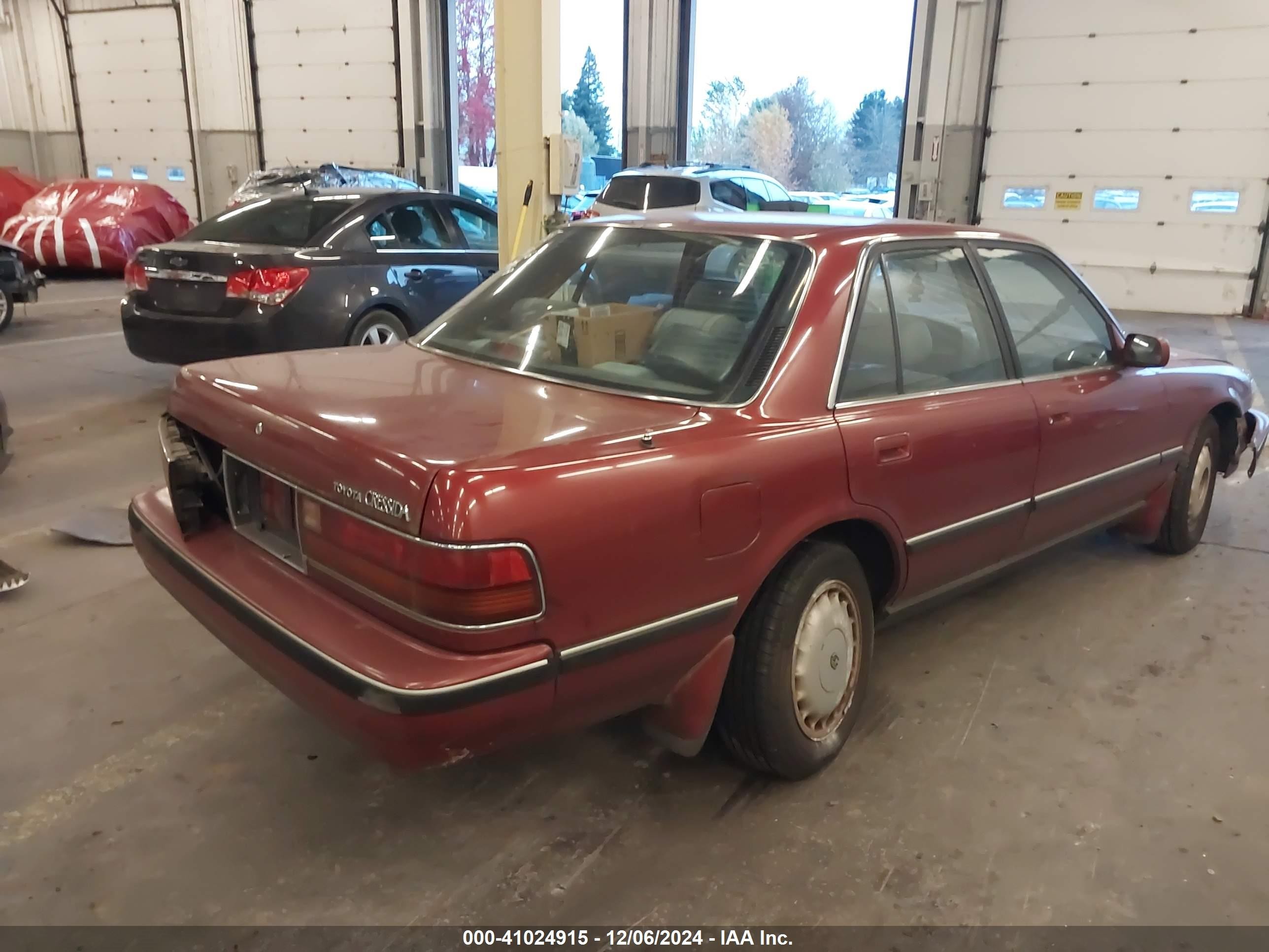 1990 Toyota Cressida Luxury Красный vin: JT2MX83E8L0063816
