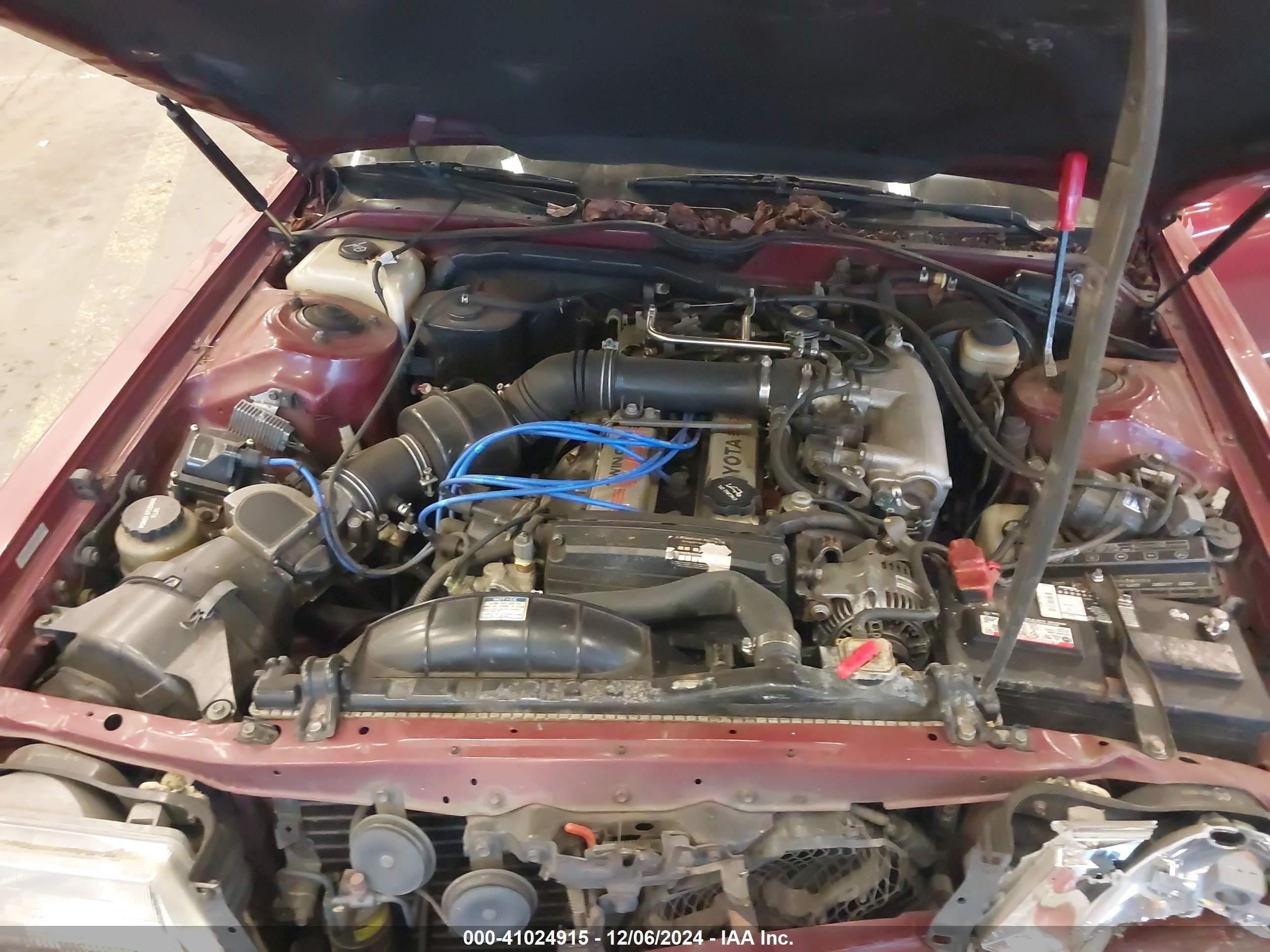 1990 Toyota Cressida Luxury Красный vin: JT2MX83E8L0063816