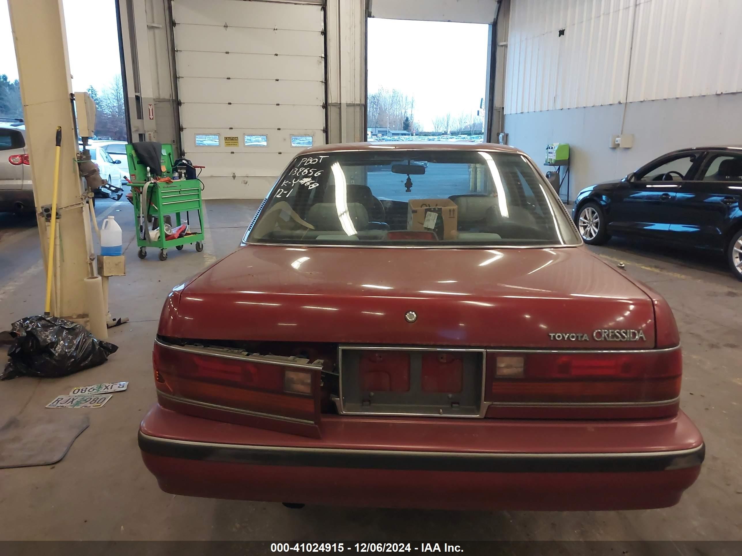 1990 Toyota Cressida Luxury Красный vin: JT2MX83E8L0063816