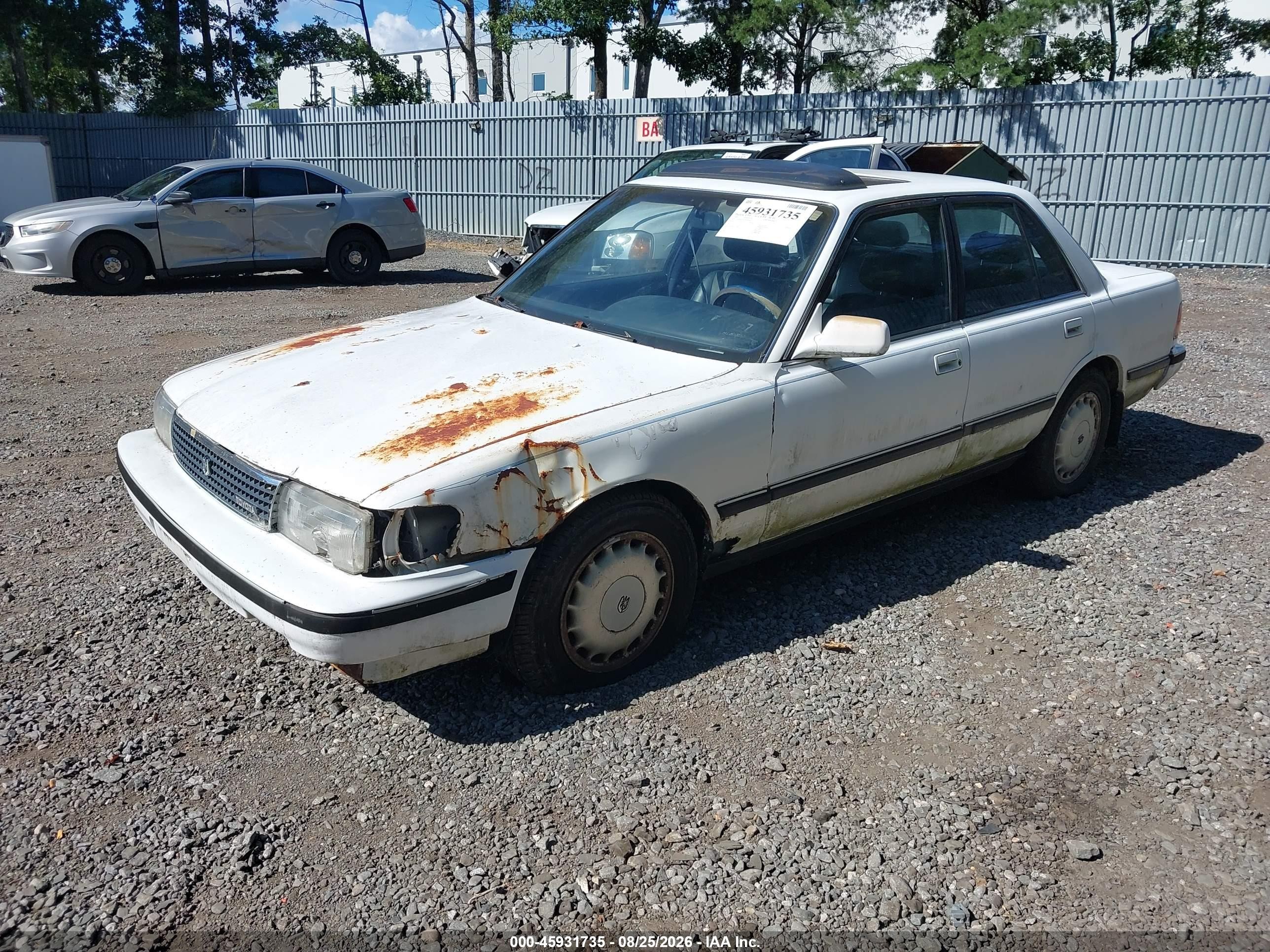 1990 Toyota Cressida Luxury Белый vin: JT2MX83EXL0038304