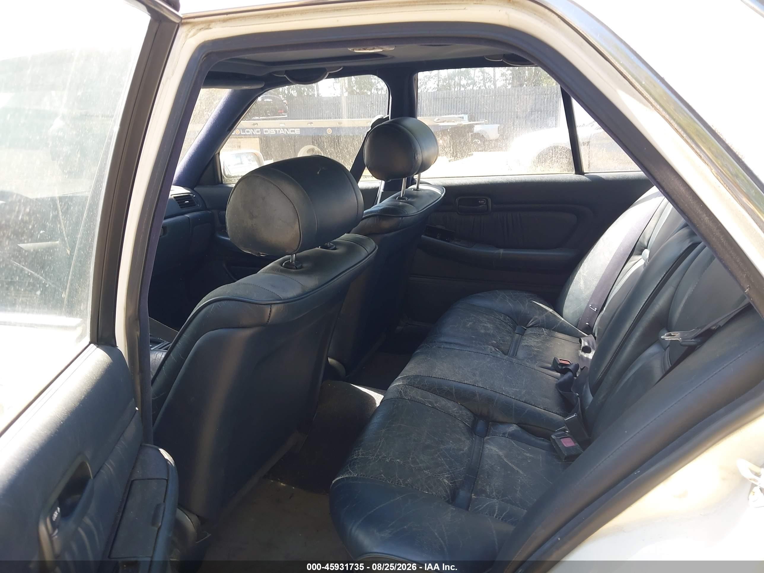 1990 Toyota Cressida Luxury Белый vin: JT2MX83EXL0038304