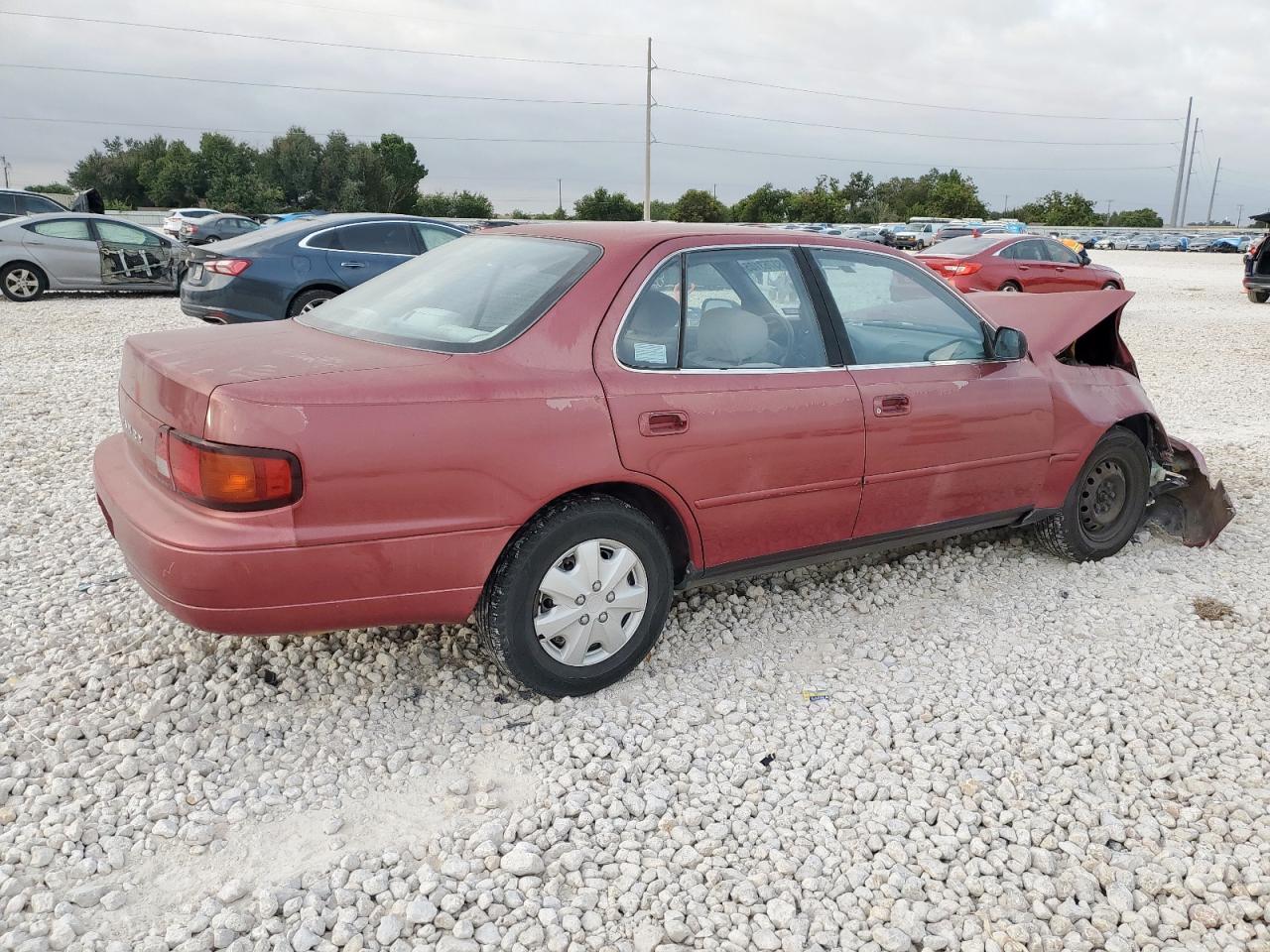 1995 Toyota Camry Dx Red vin: JT2SK11E2S0276632