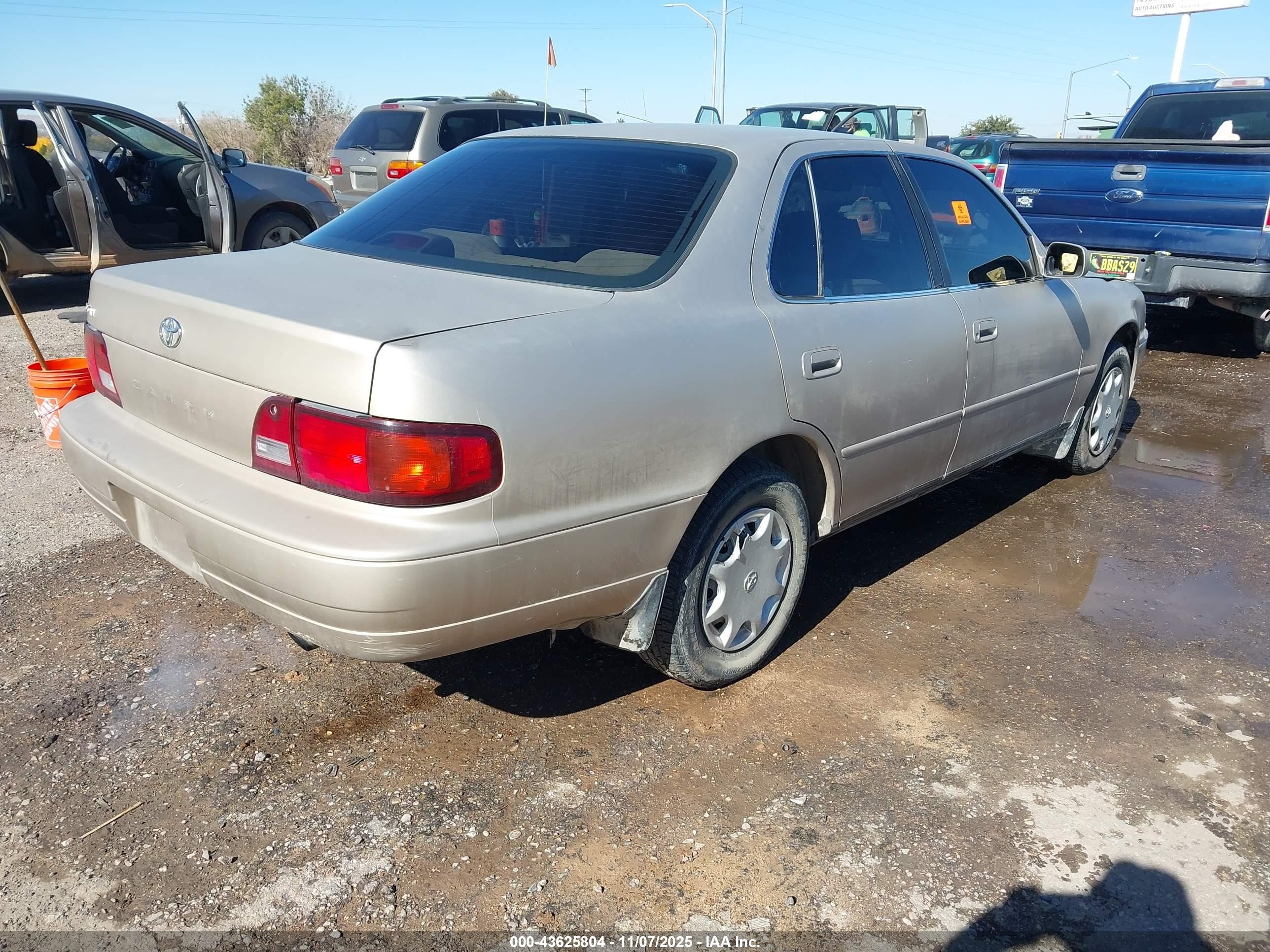 1995 Toyota Camry Dx Золотой vin: JT2SK11E3S0286294