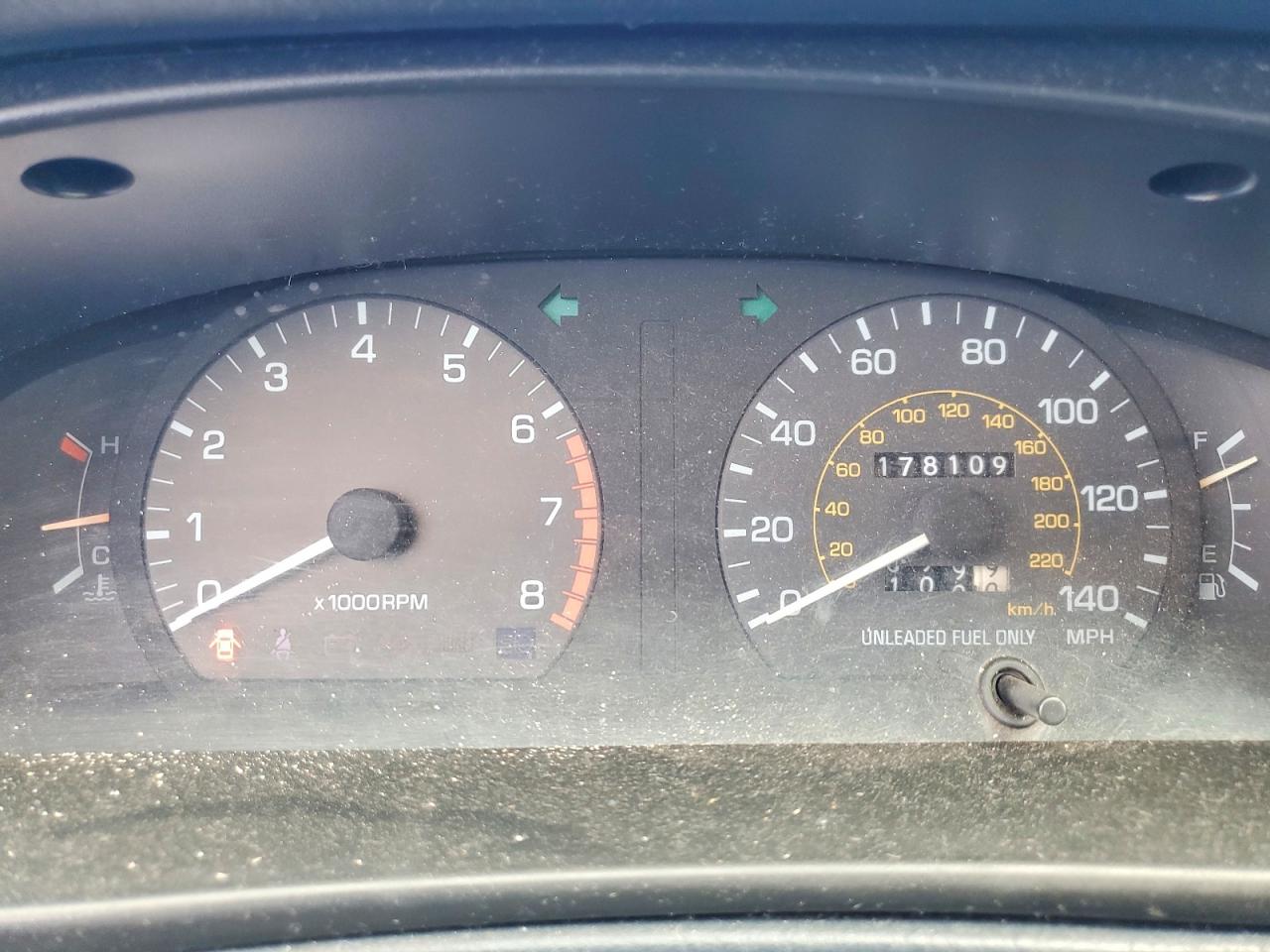 1992 Toyota Camry Dlx White vin: JT2SK11EXN0029671