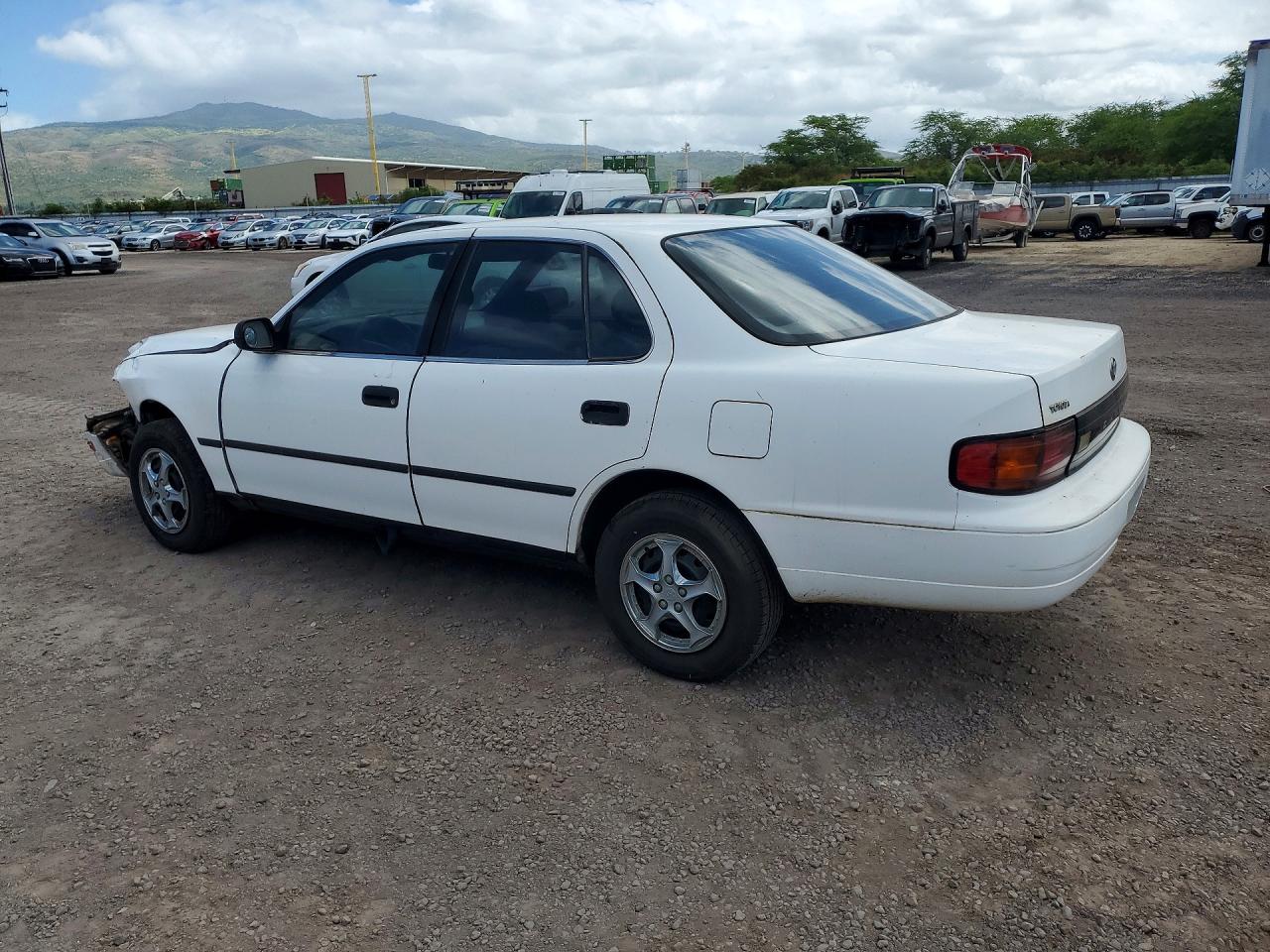 1992 Toyota Camry Dlx White vin: JT2SK11EXN0029671