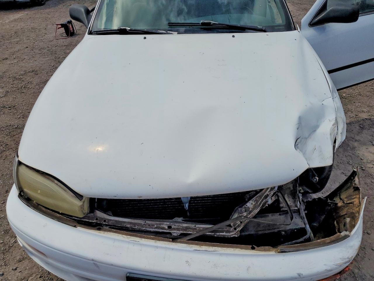 1992 Toyota Camry Dlx White vin: JT2SK11EXN0029671