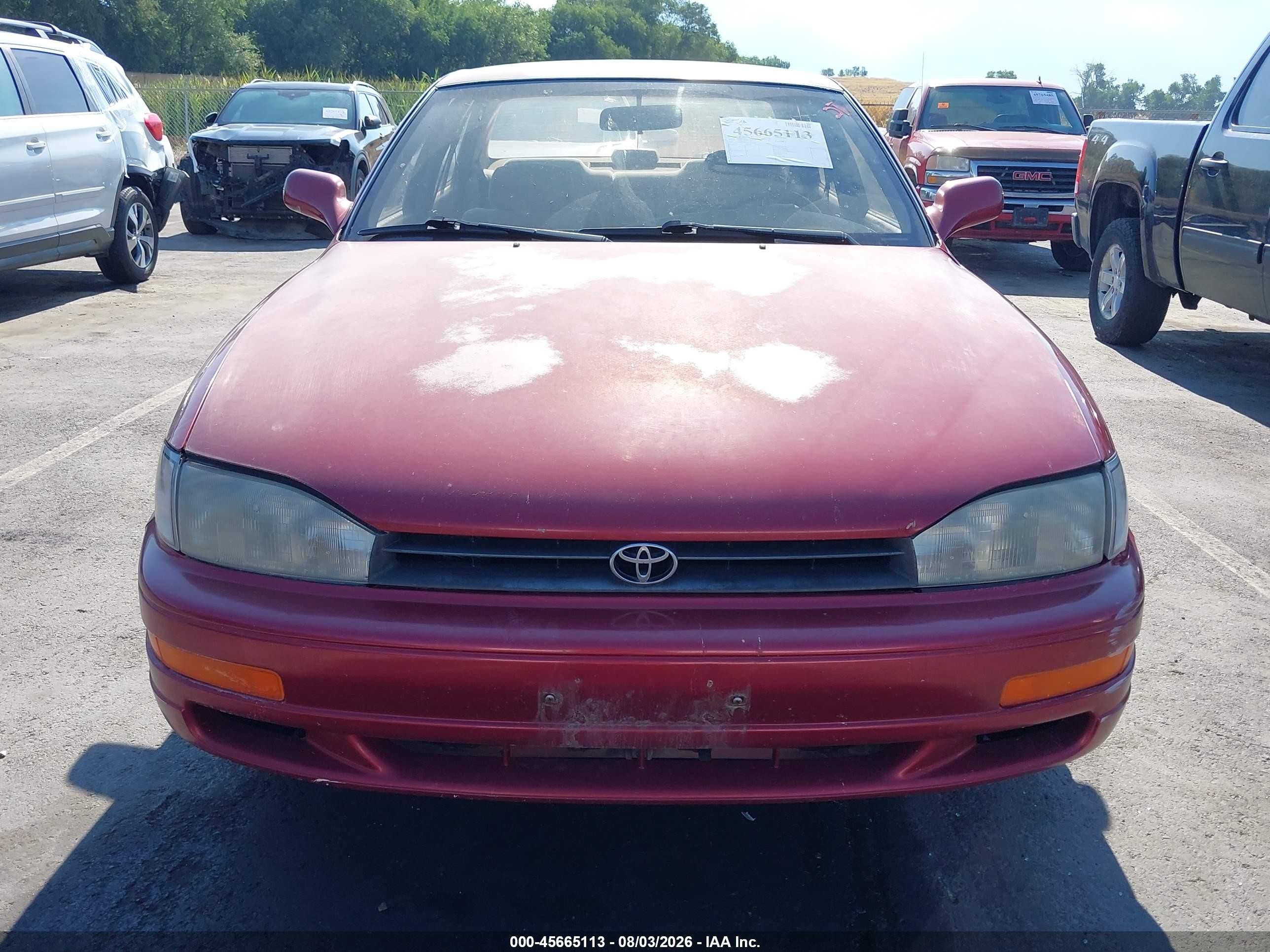 1994 Toyota Camry Le Red vin: JT2SK12E1R0244098