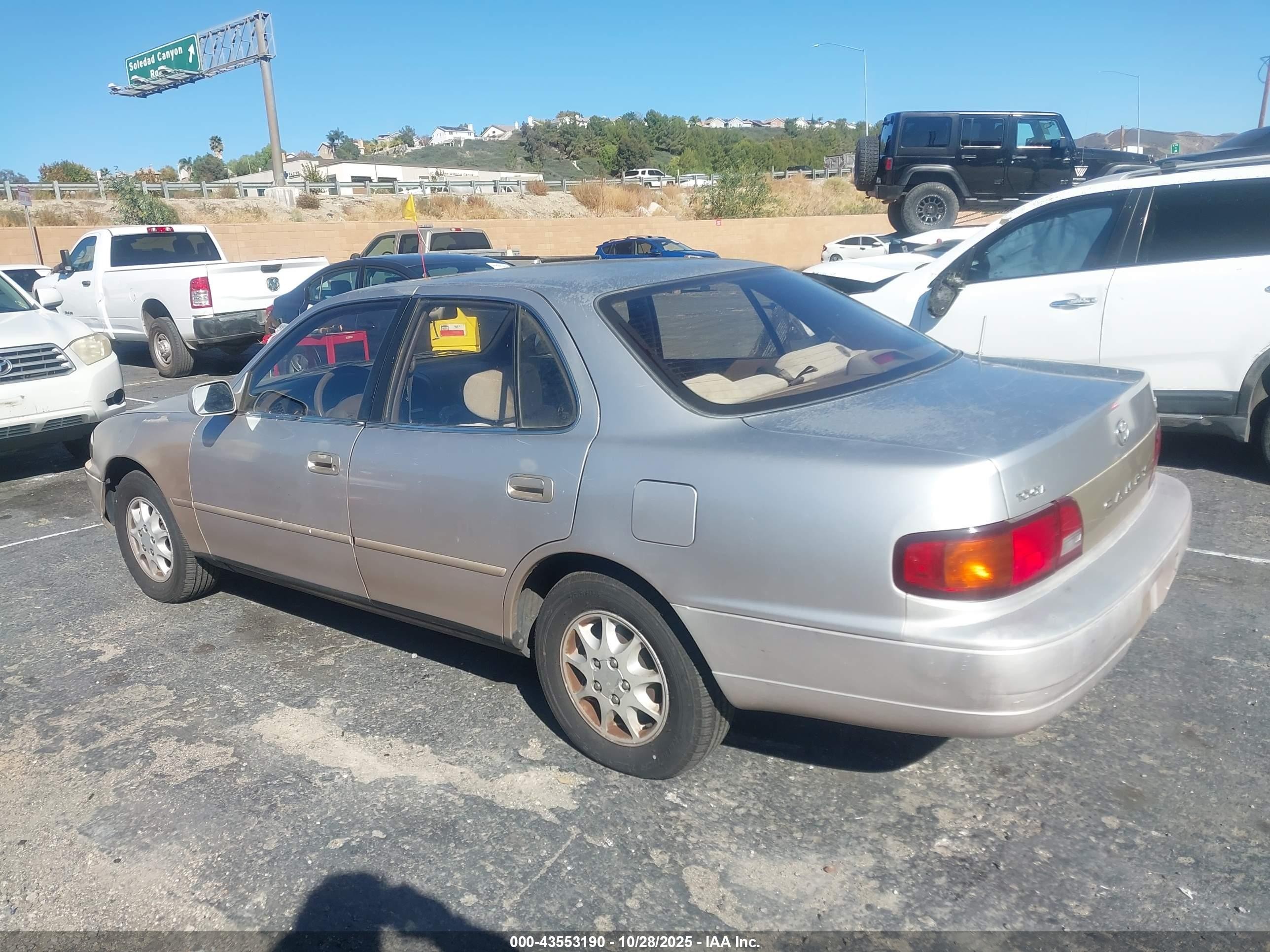 1995 Toyota Camry Le Beige vin: JT2SK12E1S0287944