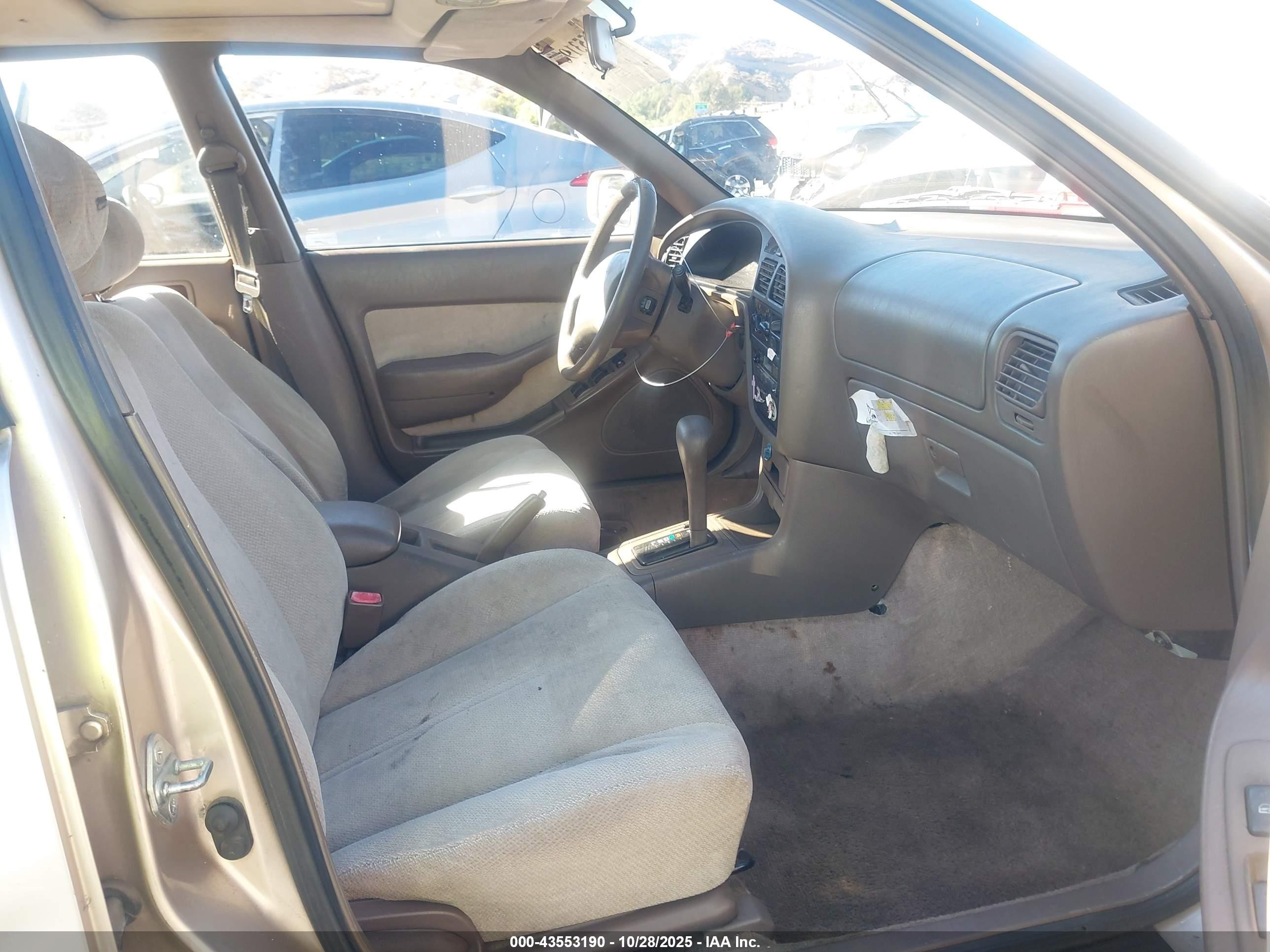 1995 Toyota Camry Le Beige vin: JT2SK12E1S0287944