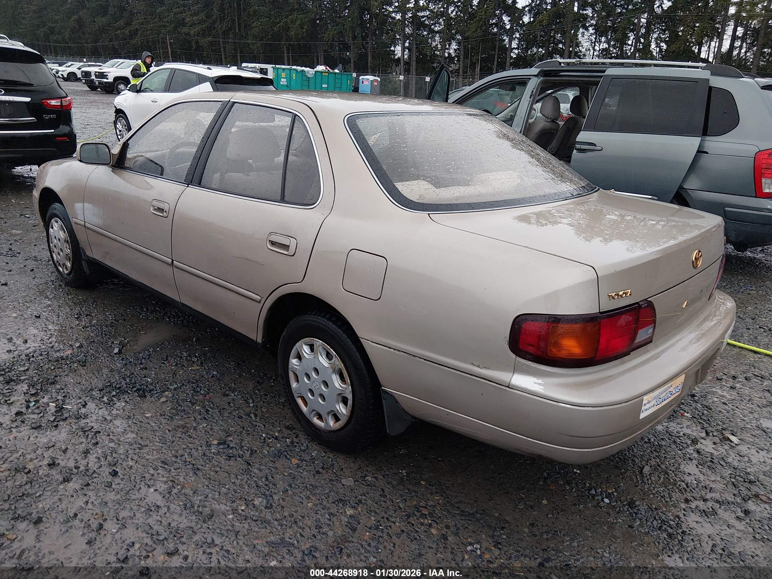 1995 Toyota Camry Le Gold vin: JT2SK12E1S0316620