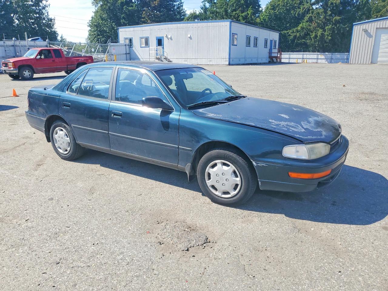 1993 Toyota Camry Le Green vin: JT2SK12E2P0150129