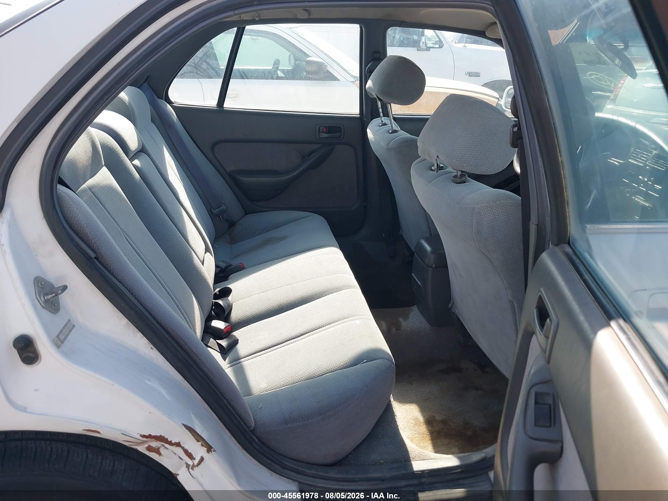 1995 Toyota Camry Le White vin: JT2SK12E2S0326637