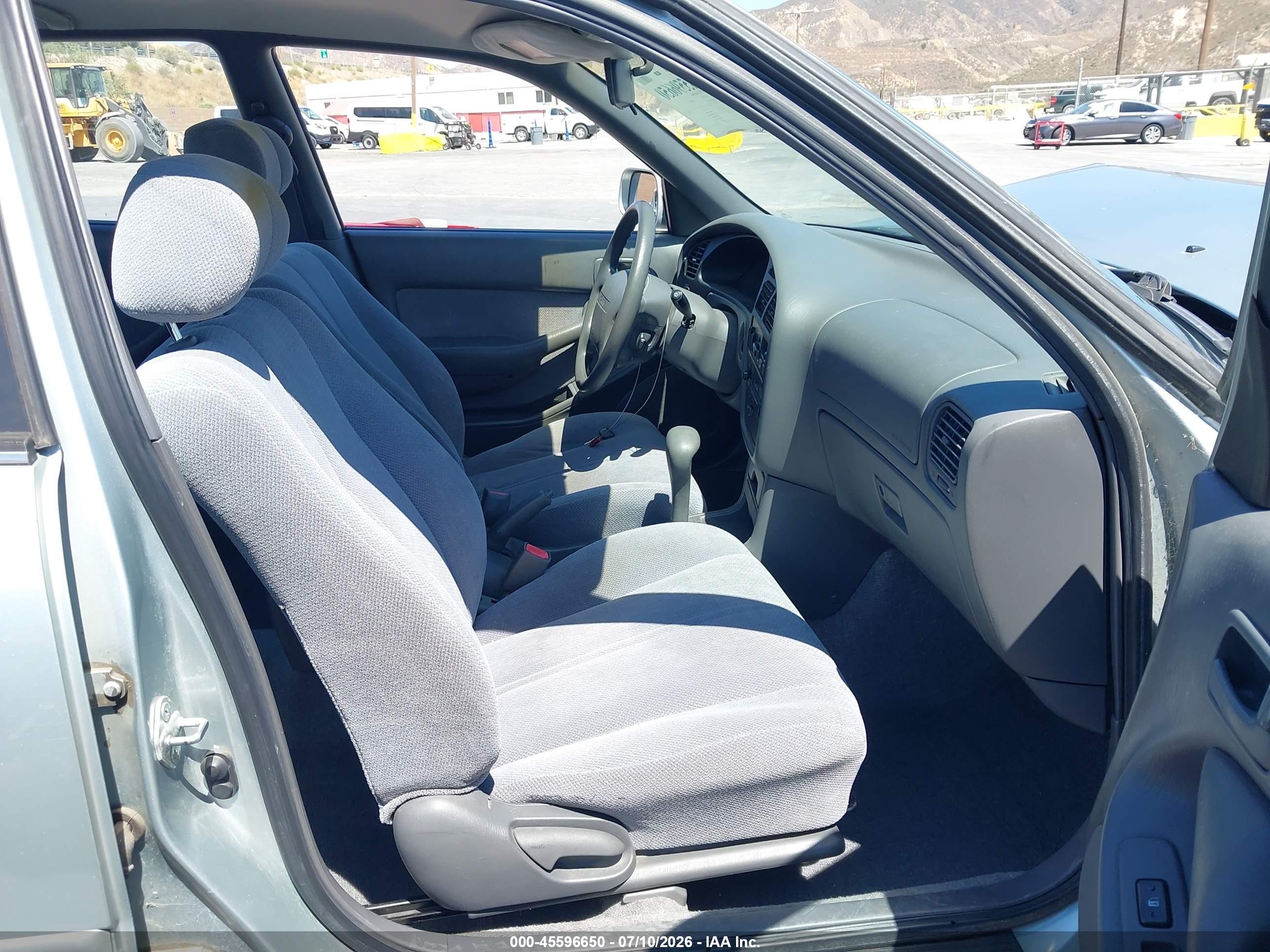 1995 Toyota Camry Le Silver vin: JT2SK12E3S0333256
