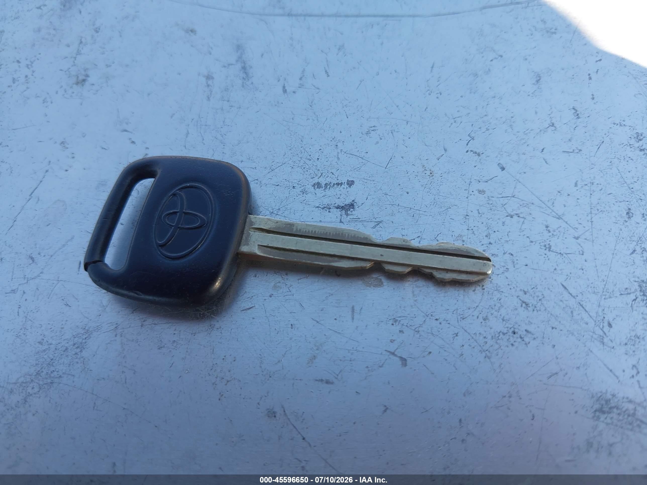 1995 Toyota Camry Le Silver vin: JT2SK12E3S0333256