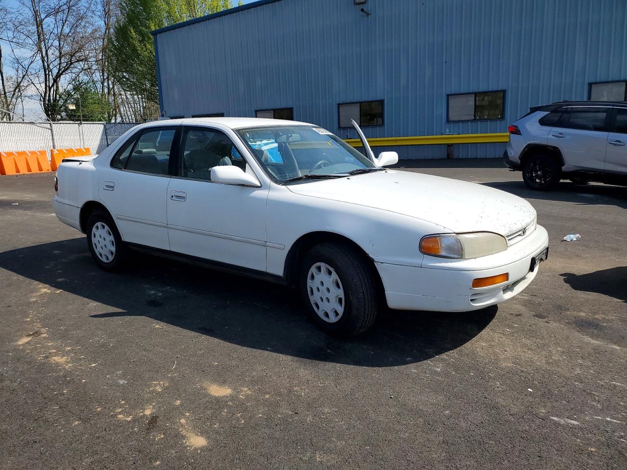 1995 Toyota Camry Le Белый vin: JT2SK12E4S0294841