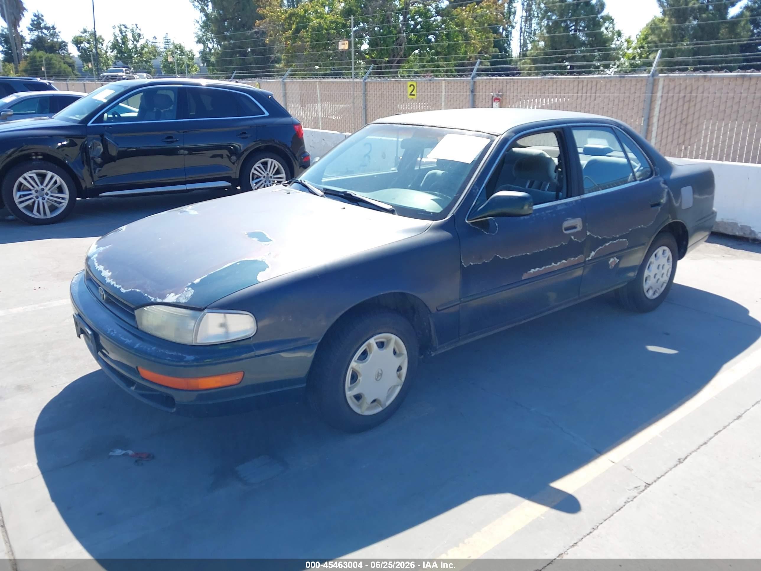 1994 Toyota Camry Le Green vin: JT2SK12E5R0200296