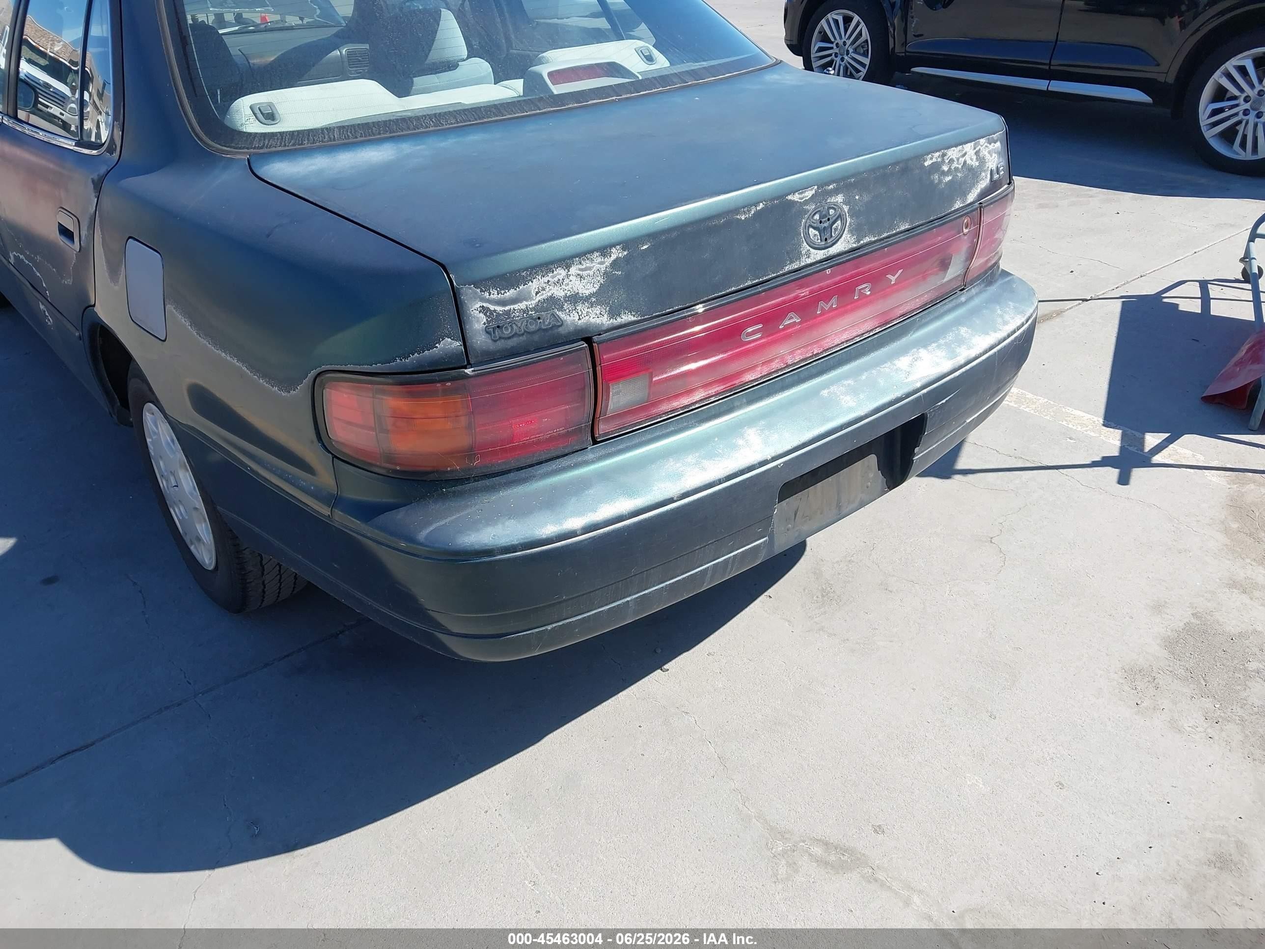 1994 Toyota Camry Le Green vin: JT2SK12E5R0200296
