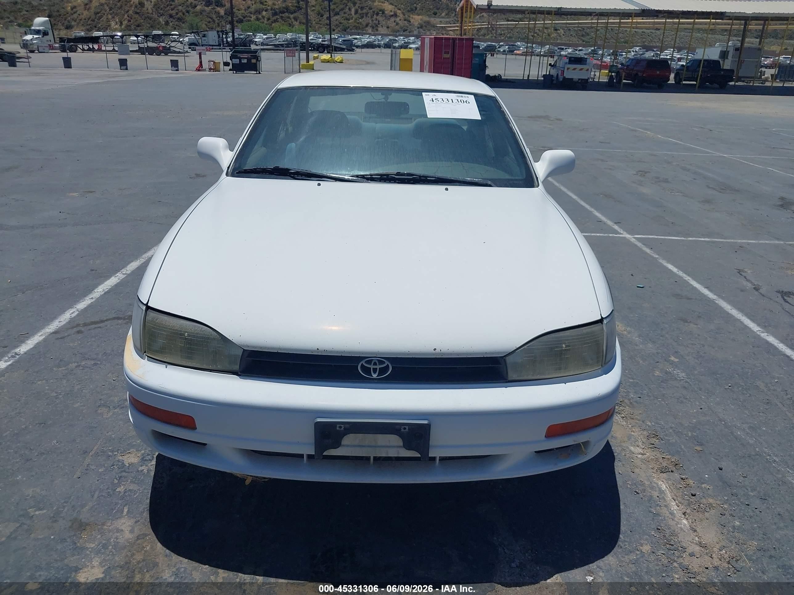 1992 Toyota Camry Le White vin: JT2SK12E6N0054713
