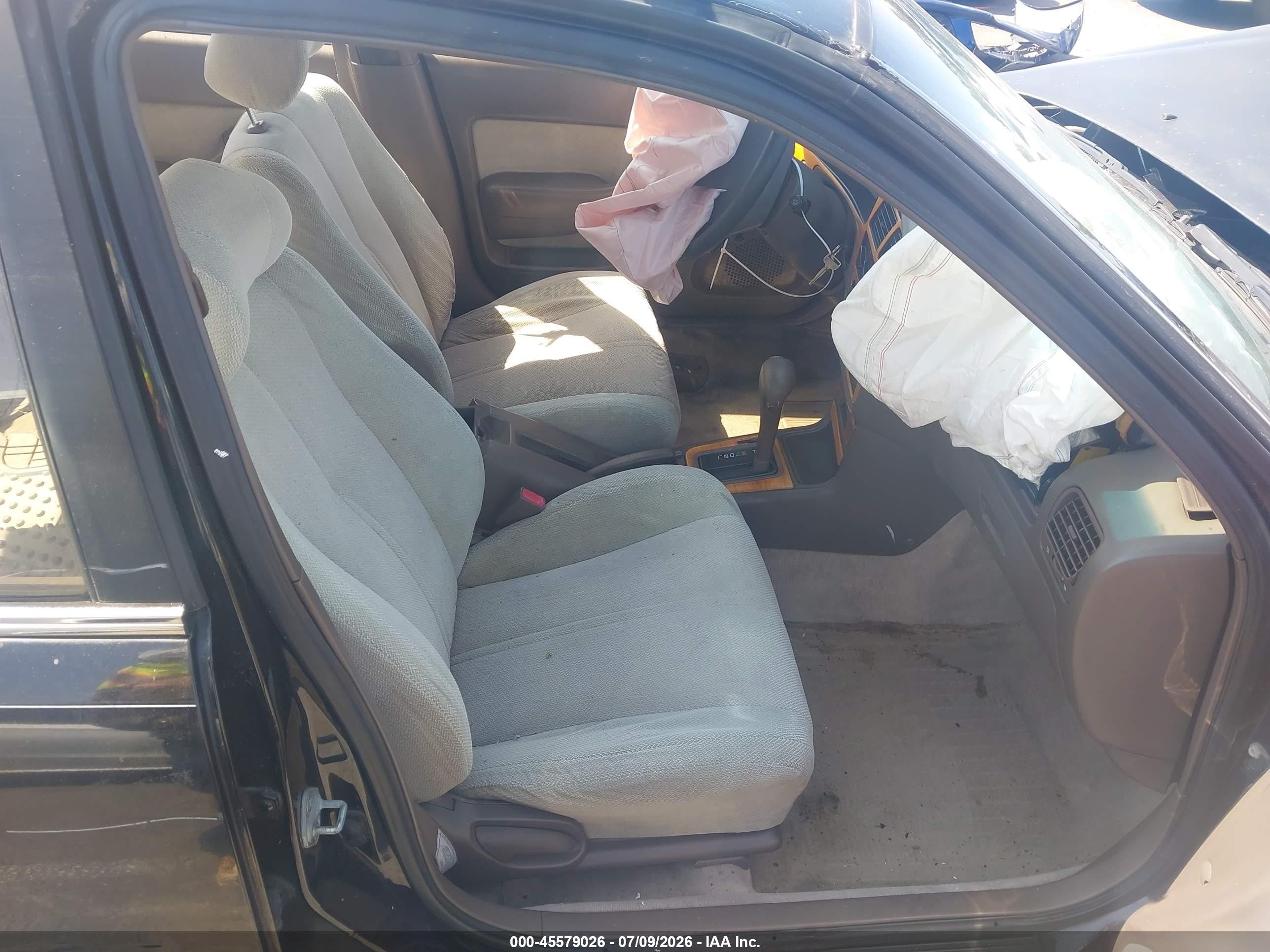 1994 Toyota Camry Le Black vin: JT2SK12E6R0191494