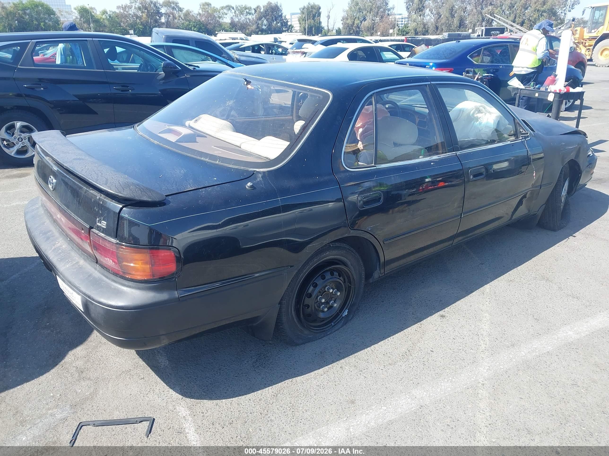 1994 Toyota Camry Le Black vin: JT2SK12E6R0191494