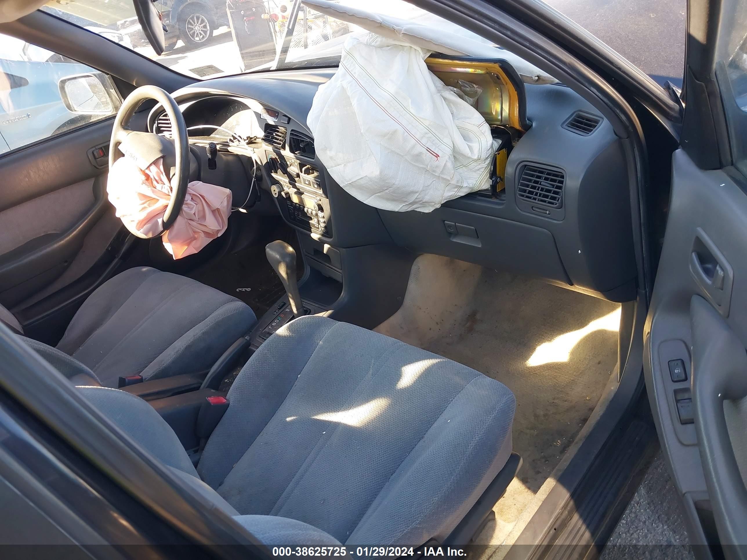 1995 Toyota Camry Le Black vin: JT2SK12E7S0322678