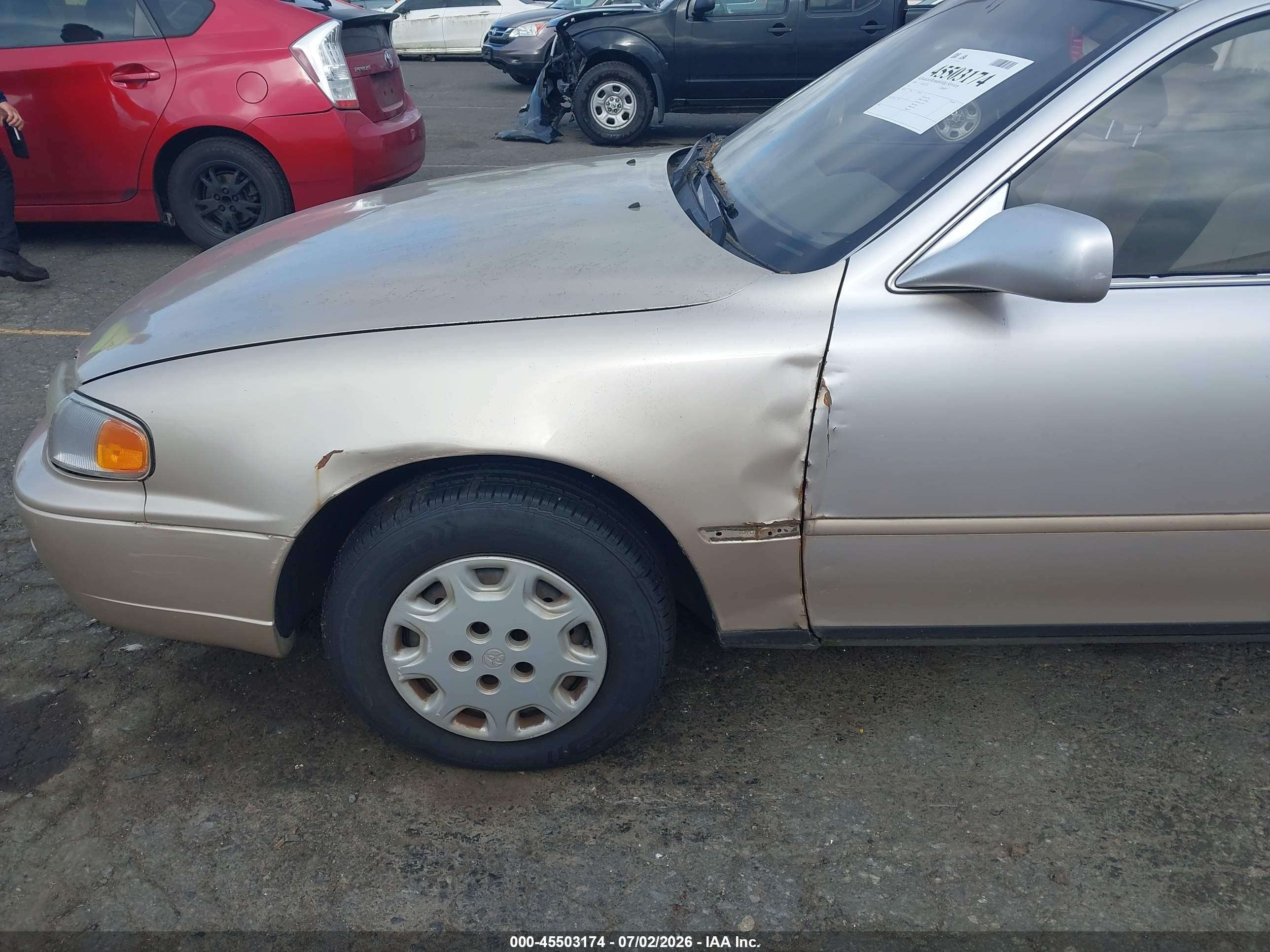 1995 Toyota Camry Le Gold vin: JT2SK12E8S0279887