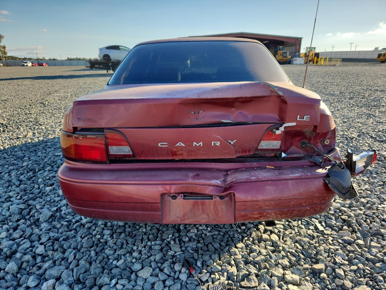 1995 Toyota Camry Le Maroon vin: JT2SK12E8S0319062