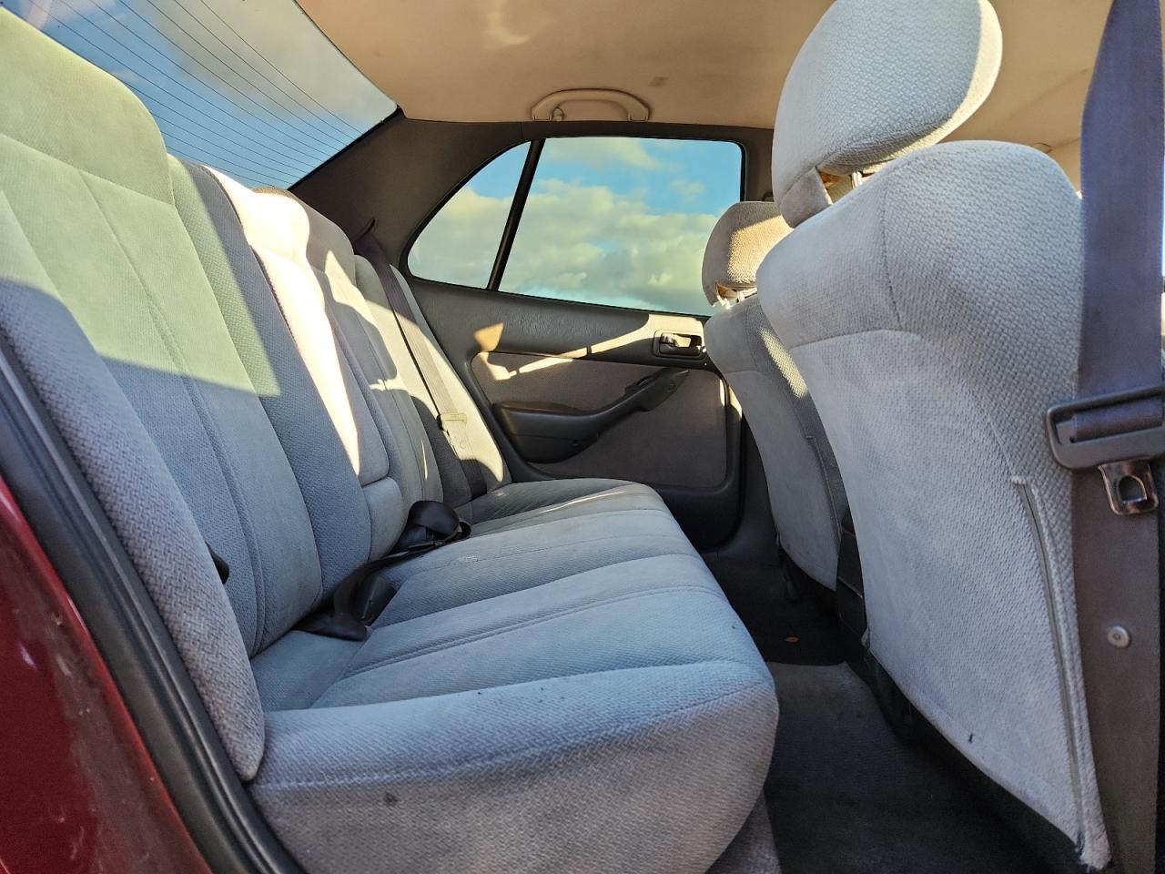 1995 Toyota Camry Le Maroon vin: JT2SK12E8S0319062