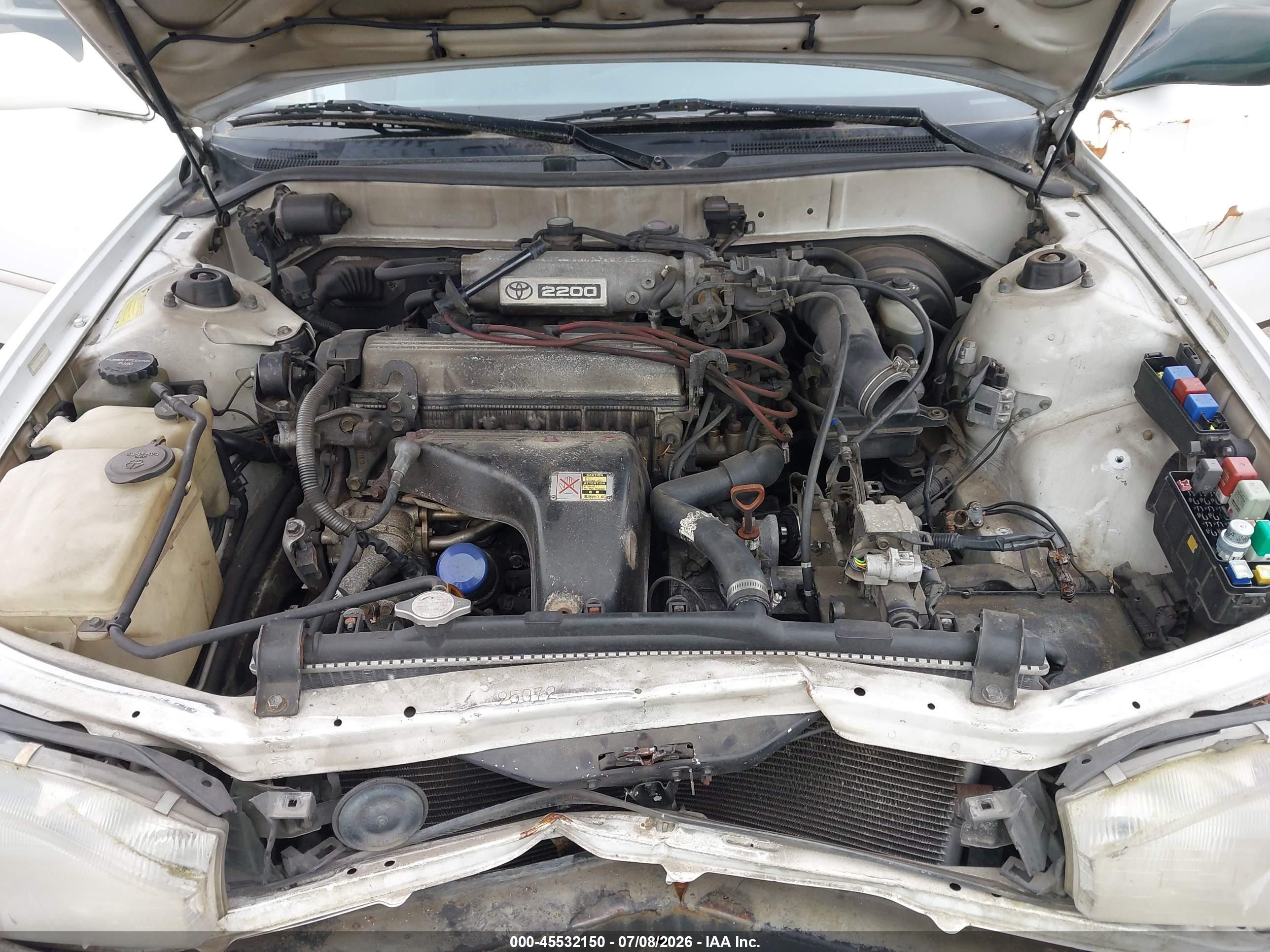1992 Toyota Camry Le White vin: JT2SK12E9N0088077