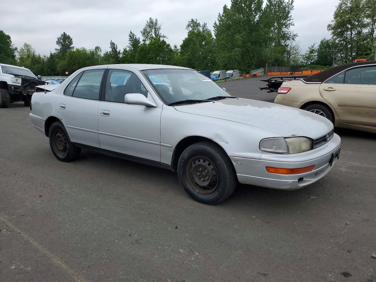 1993 Toyota Camry Le Silver vin: JT2SK12E9P0119153