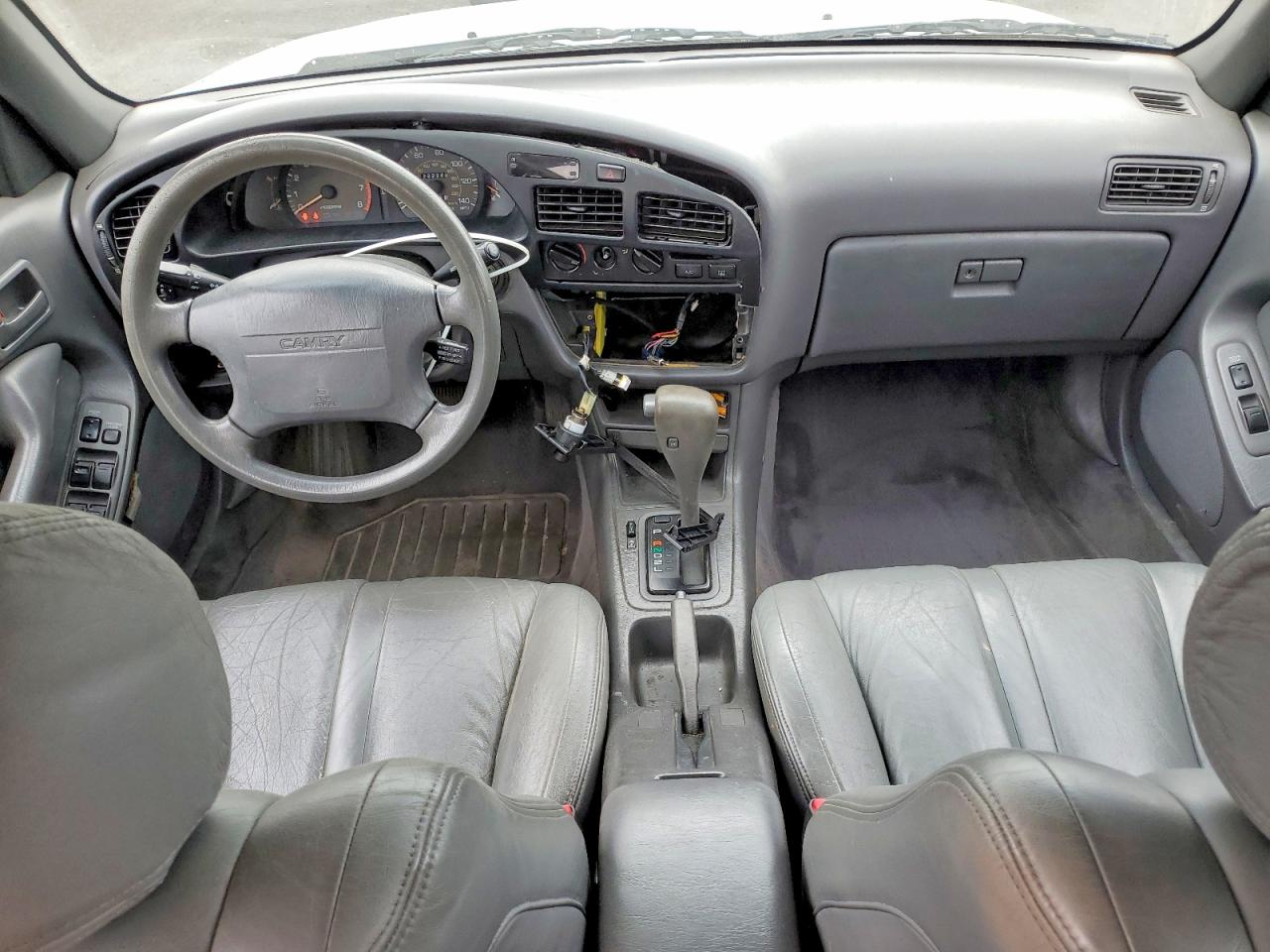 1993 Toyota Camry Le Silver vin: JT2SK12E9P0119153
