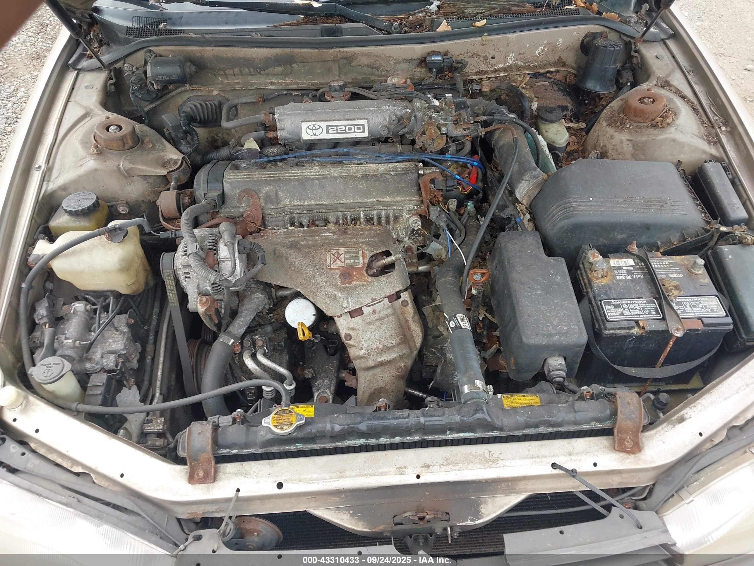 1994 Toyota Camry Le Tan vin: JT2SK12E9R0225265