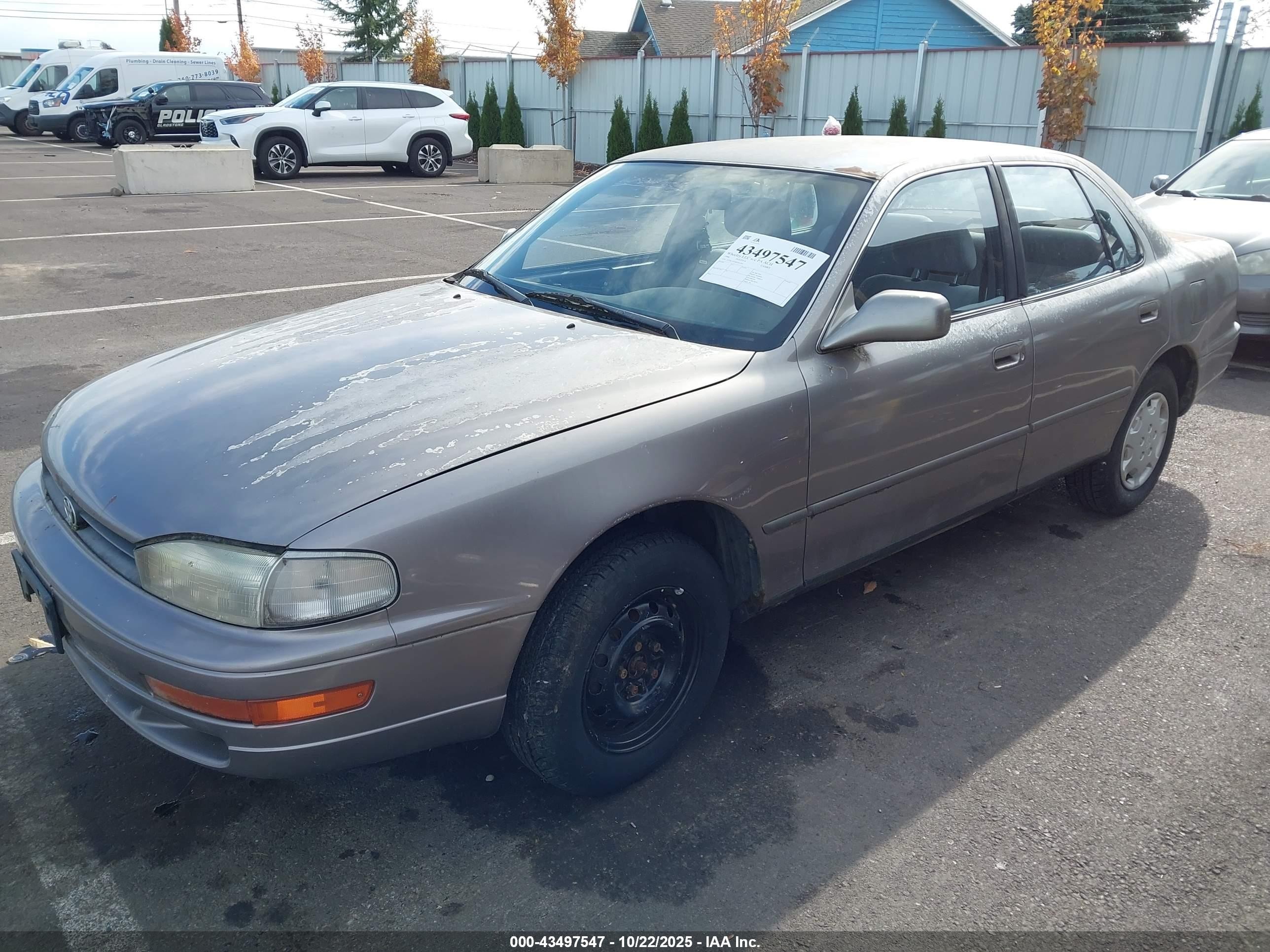 1994 Toyota Camry Le Gray vin: JT2SK12EXR0263202