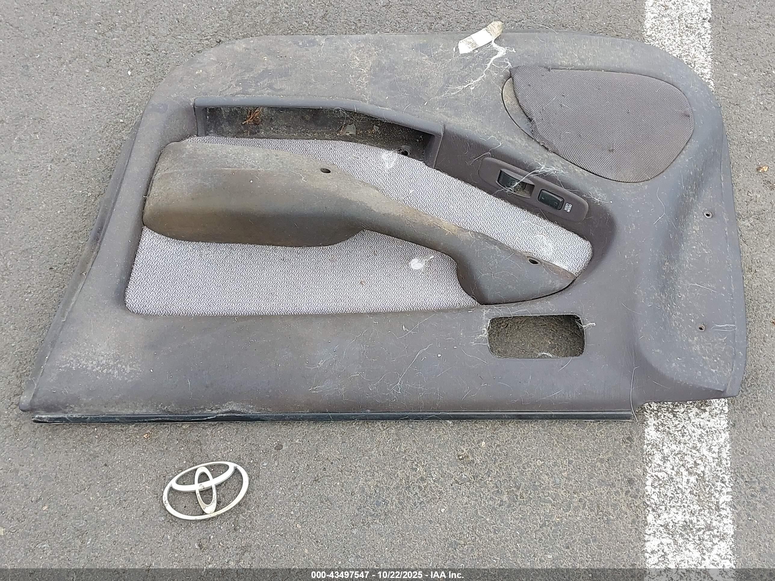 1994 Toyota Camry Le Gray vin: JT2SK12EXR0263202
