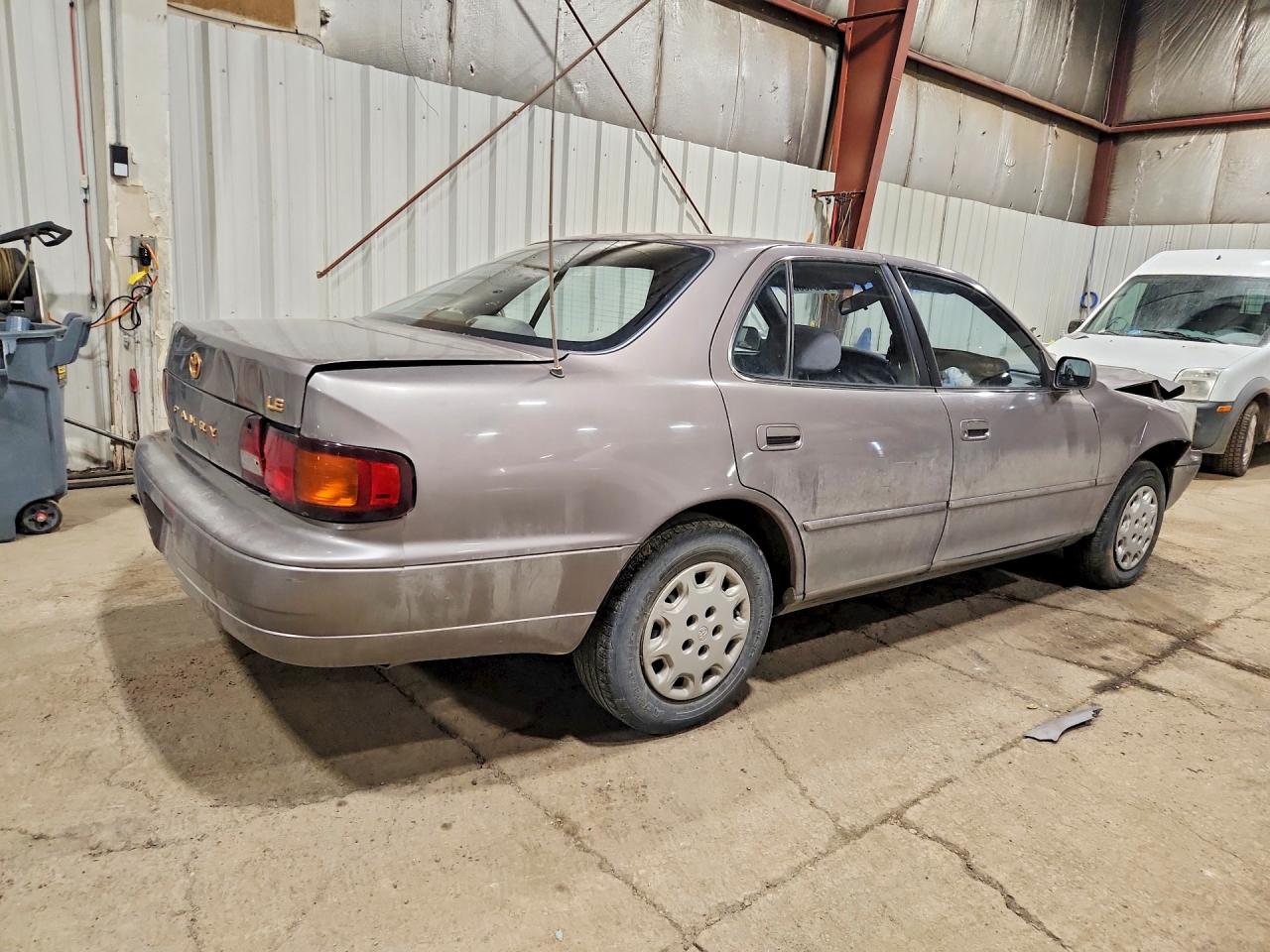 1995 Toyota Camry Le Silver vin: JT2SK12EXS0312579