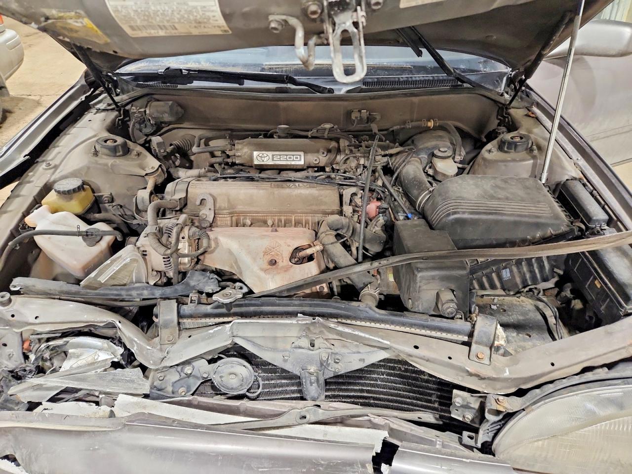 1995 Toyota Camry Le Silver vin: JT2SK12EXS0312579