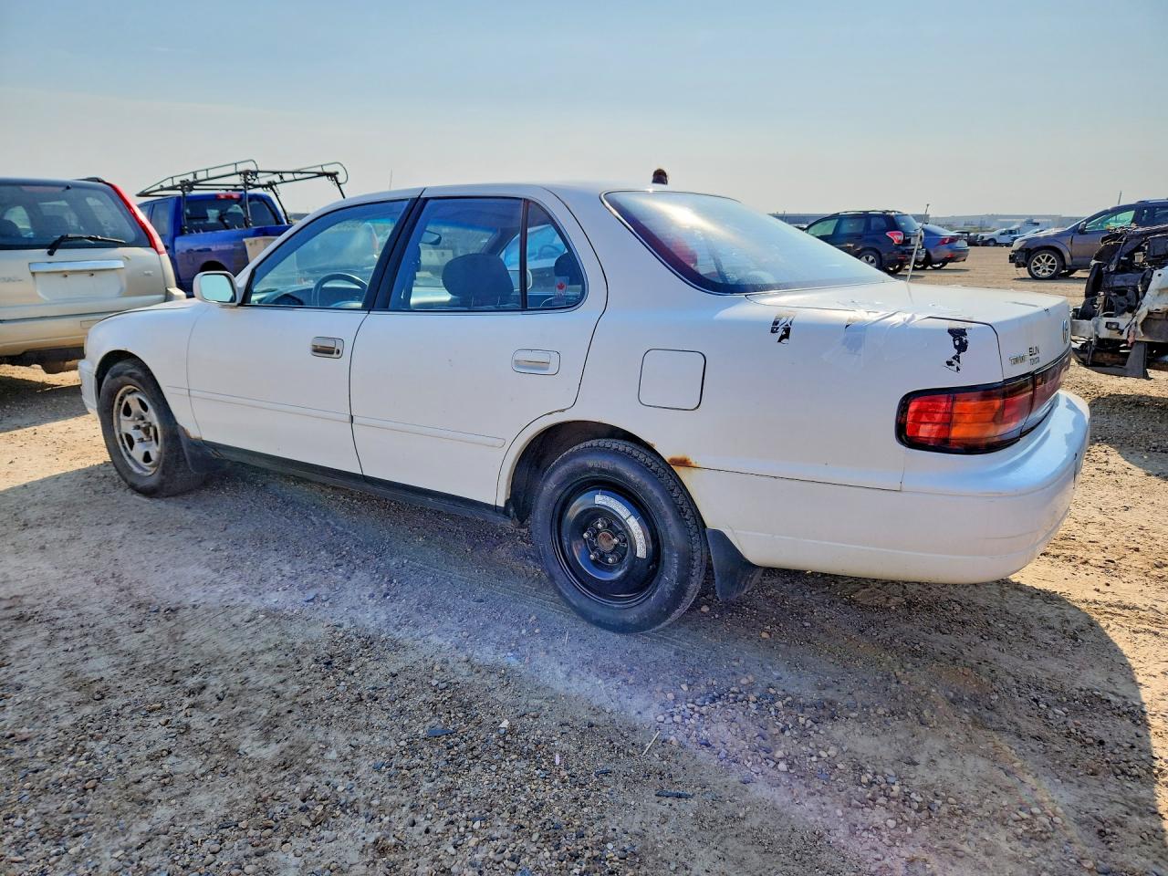 1992 Toyota Camry Le Белый vin: JT2SK12F0N0031033