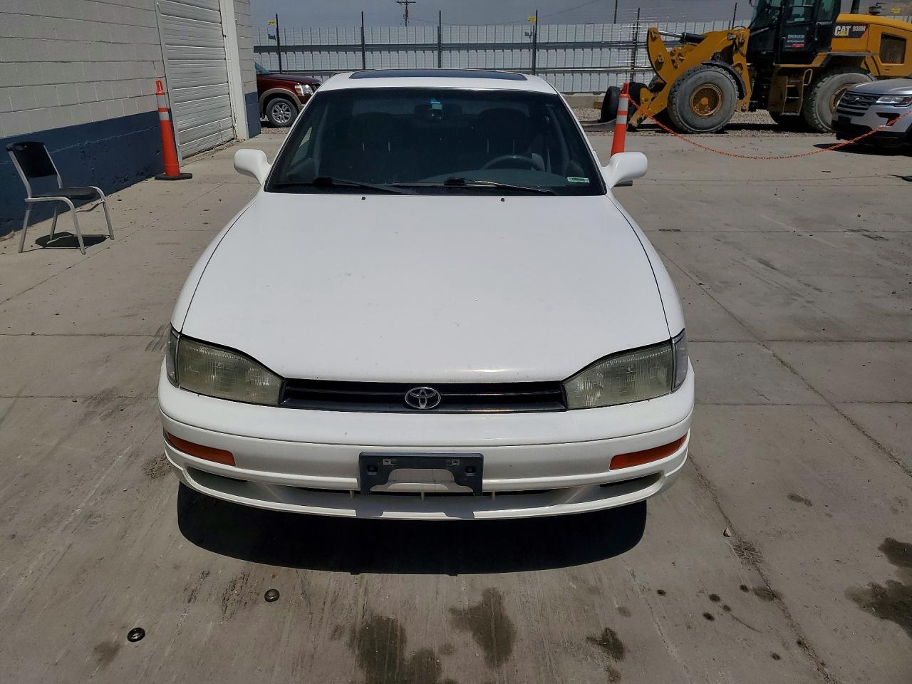 1992 Toyota Camry Xle Белый vin: JT2SK13E4N0095159