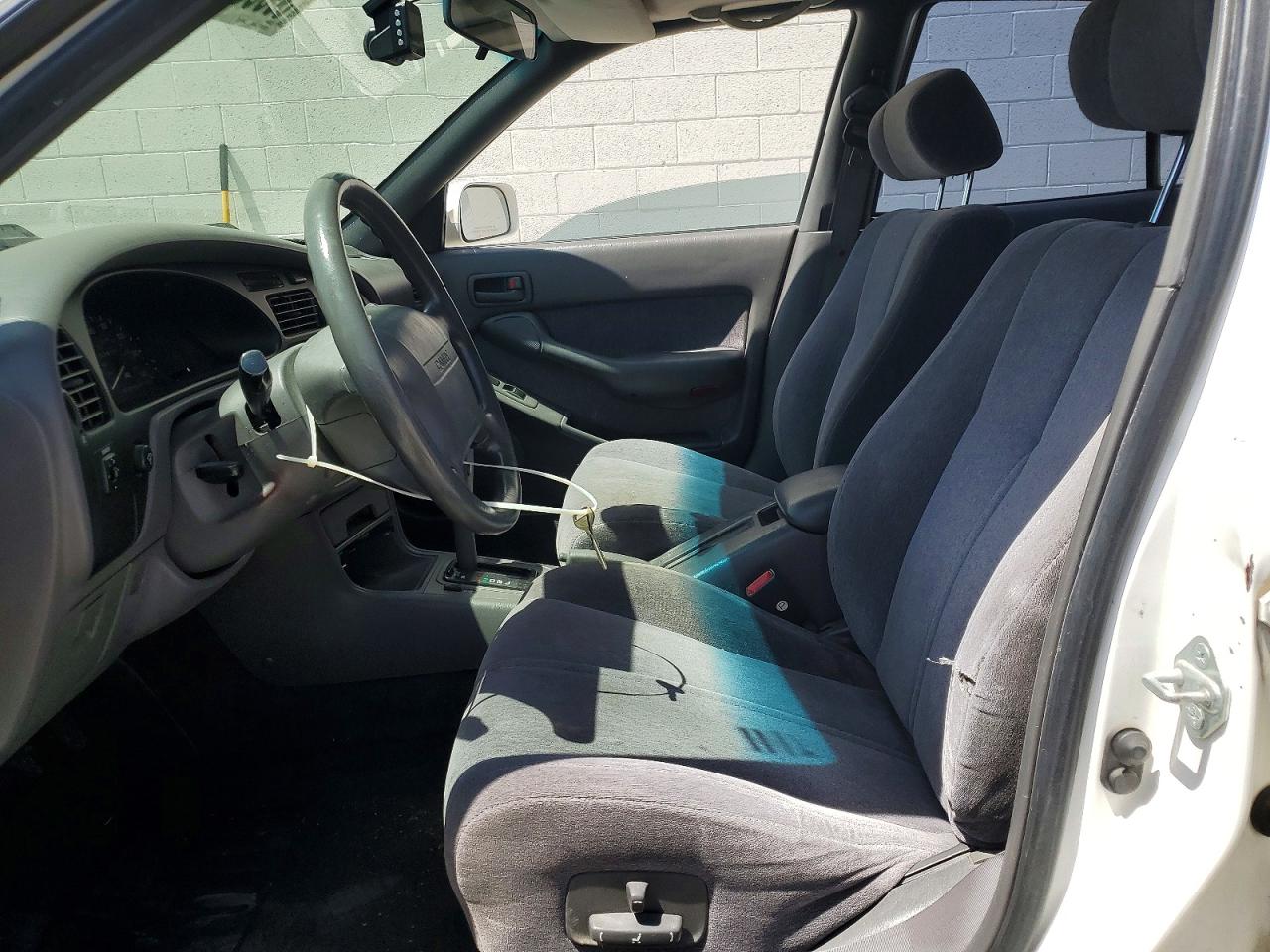 1992 Toyota Camry Xle Белый vin: JT2SK13E4N0095159